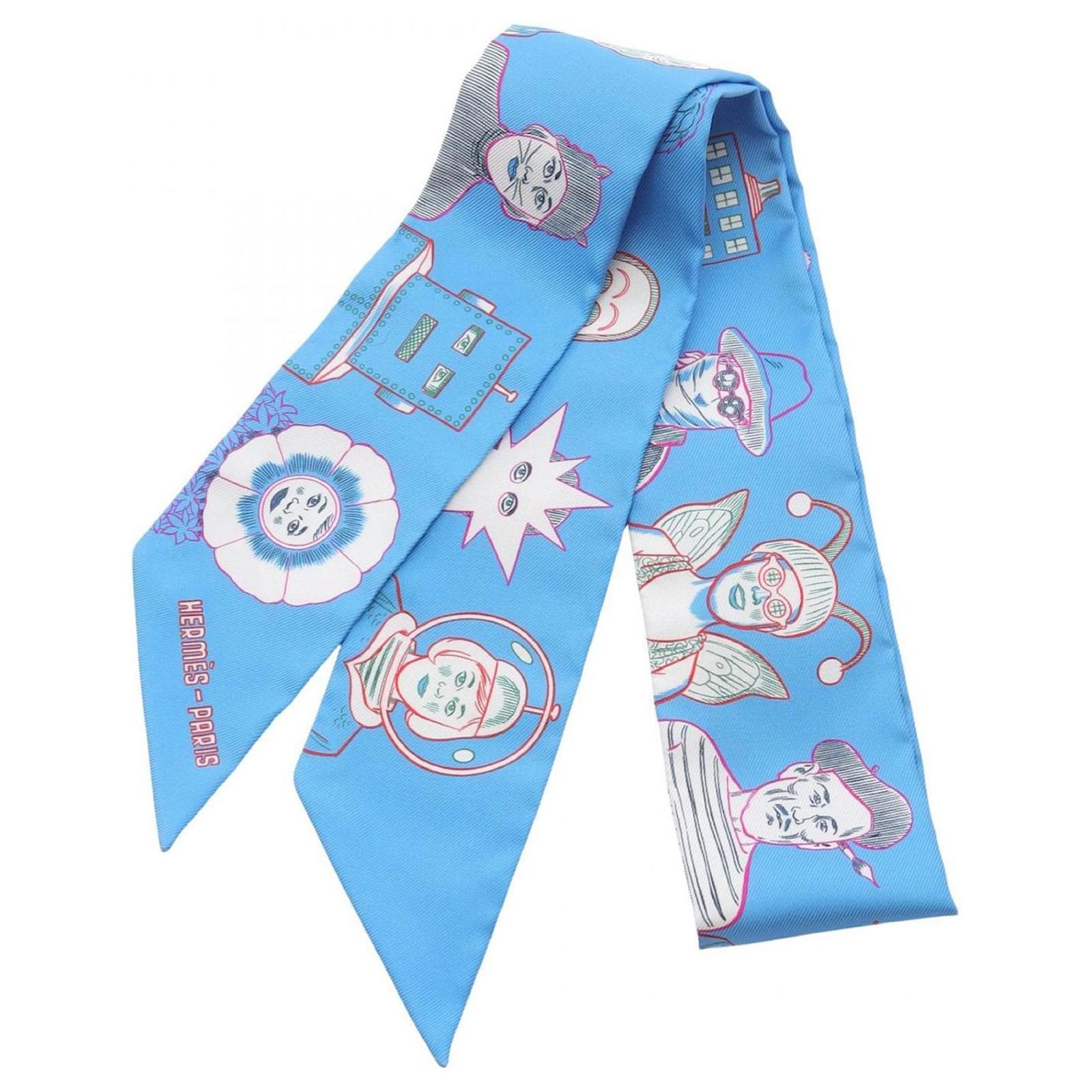 Hermès Hermes Twilly Dress Code Scarf Blue Multiple colors Silk  ref.2320868