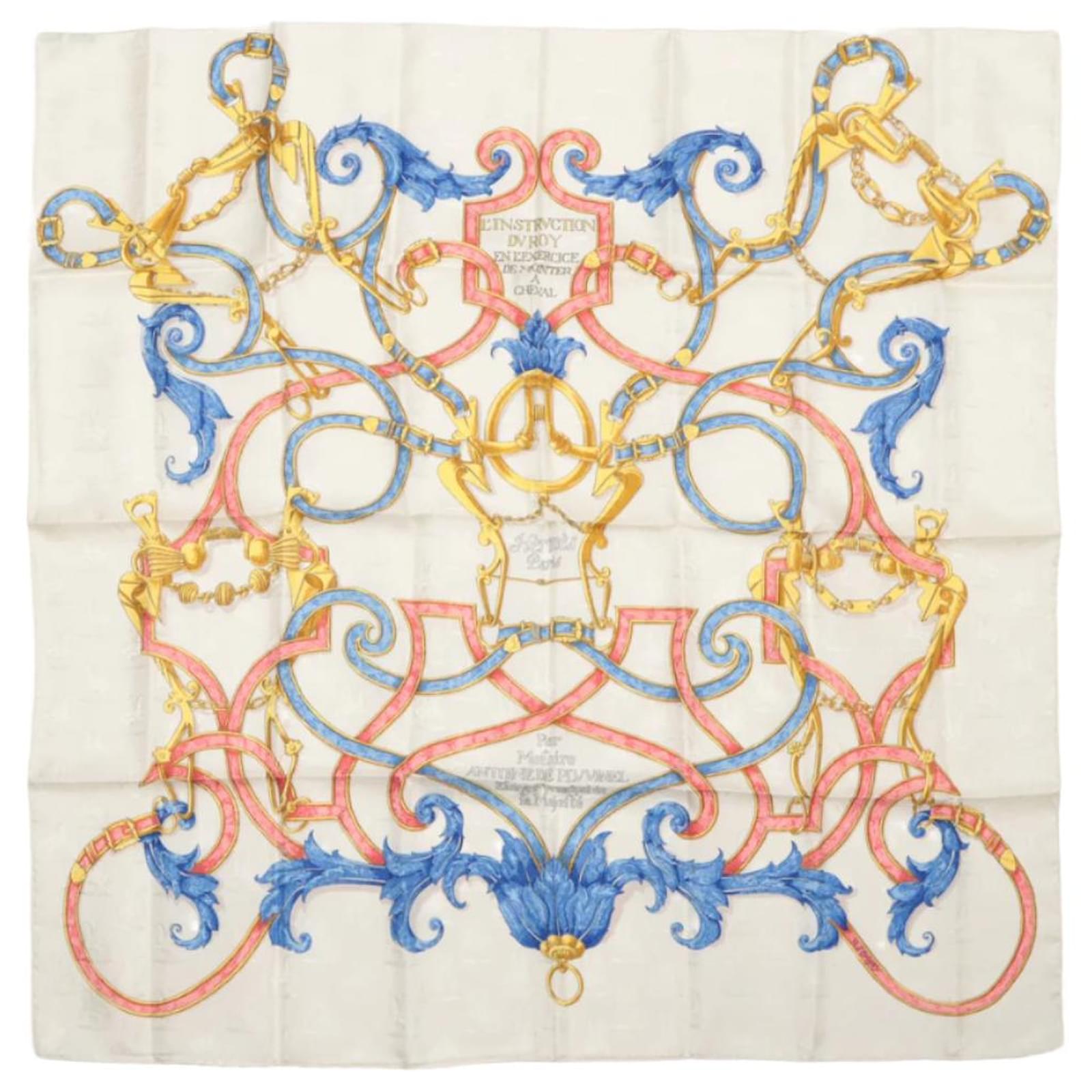 Hermès Carré 90 "L’INSTRVCTION DV ROY" 100% Silk Scarf in Cream Beige  ref.2320138