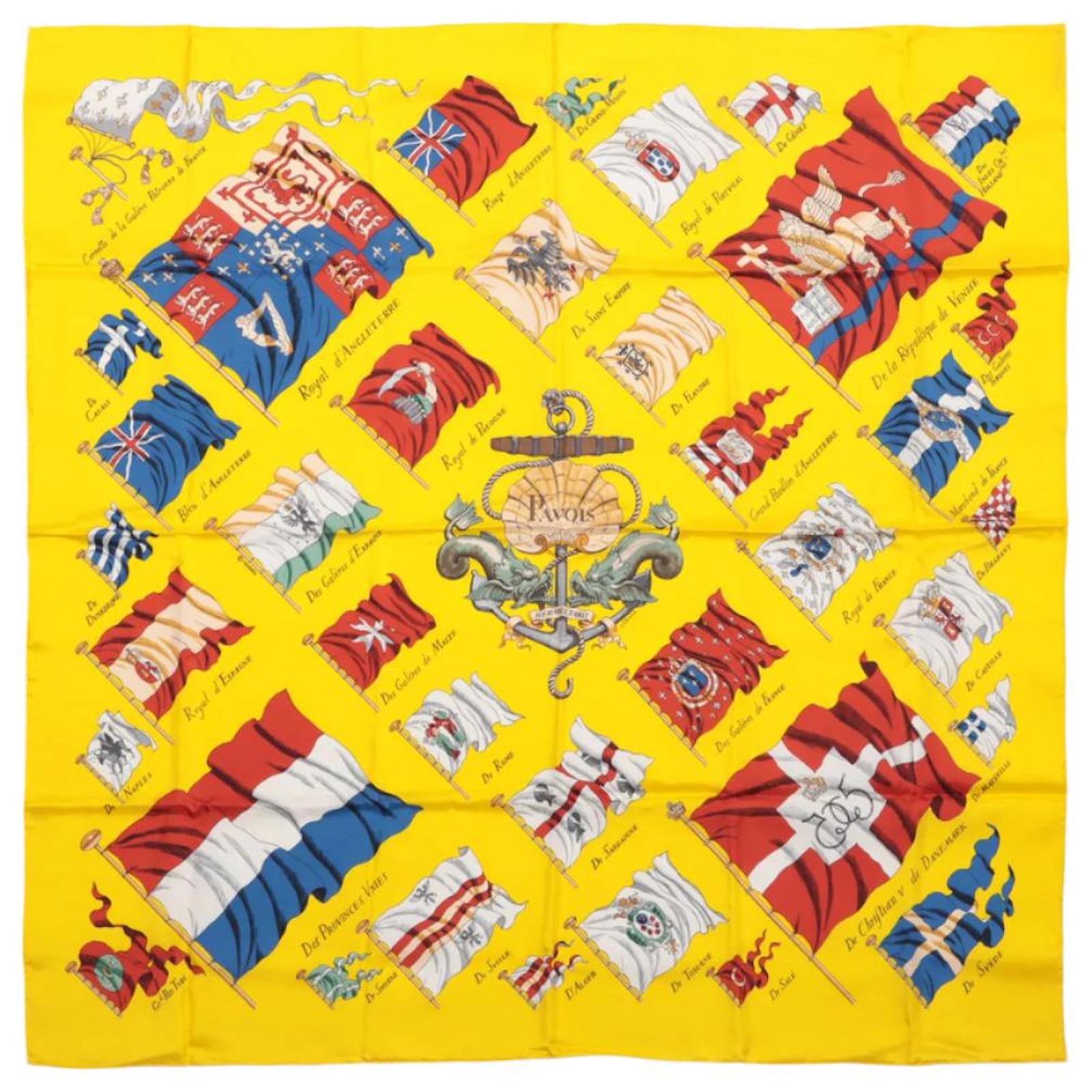 Hermès Carré 90 "PAVOIS" 100% Silk Scarf in Yellow  ref.2319585