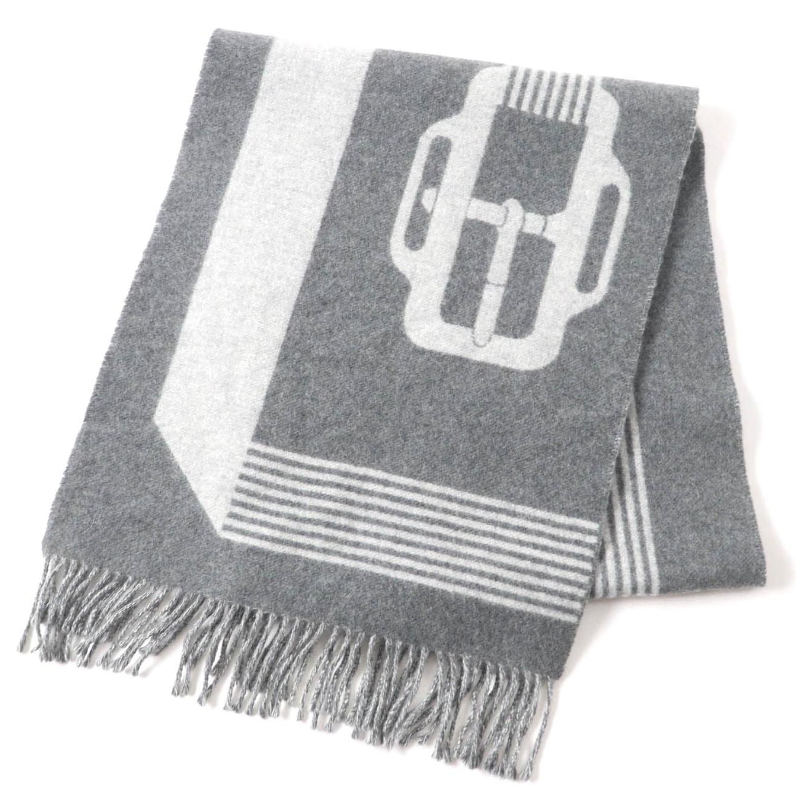 Hermès Hermes Cashmere Sangle a Bookle Scarf Grey  ref.2315930