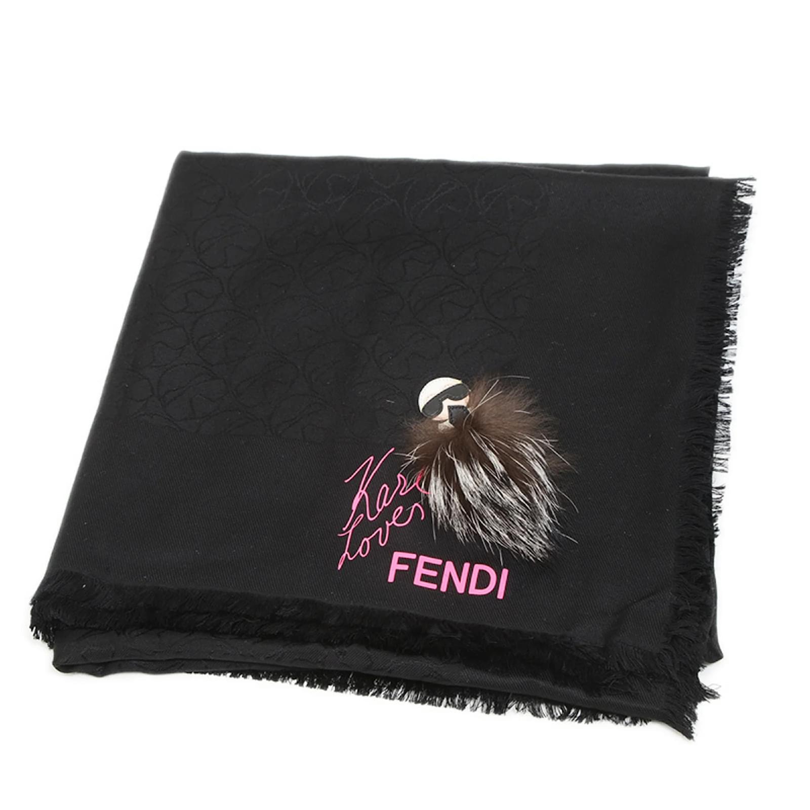 Fendi Silk Stole in Black  ref.2314505