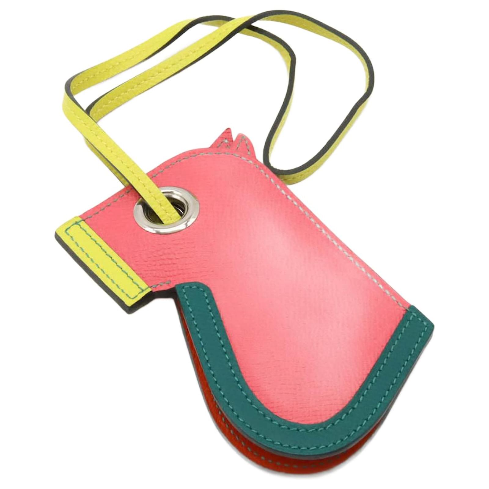 Hermès Hermes Camailleau Veau Epsom Charm Pink Golden Leather  ref.2310700