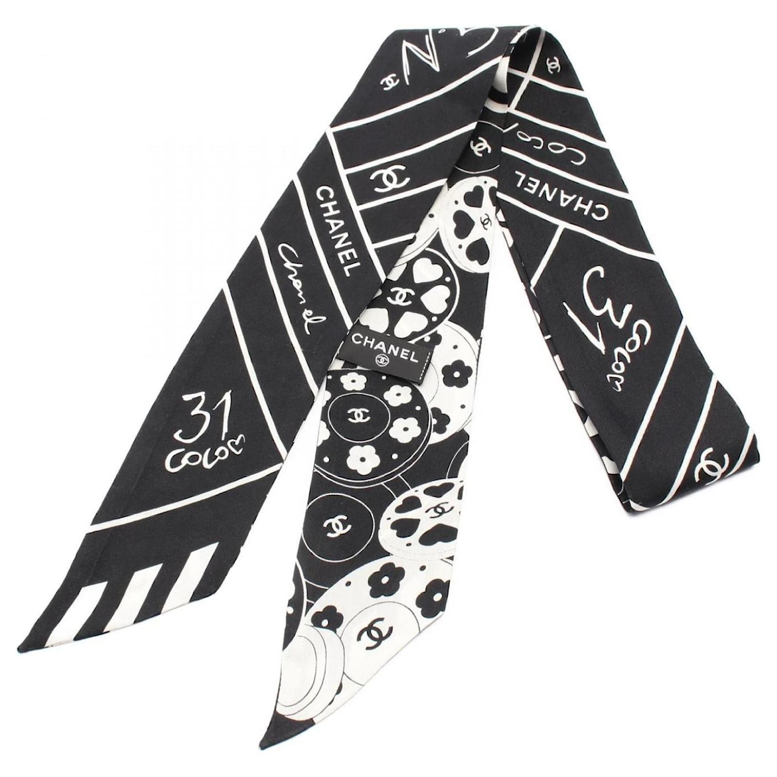 Chanel Coco Mark Silk Scarf Black White  ref.2301293