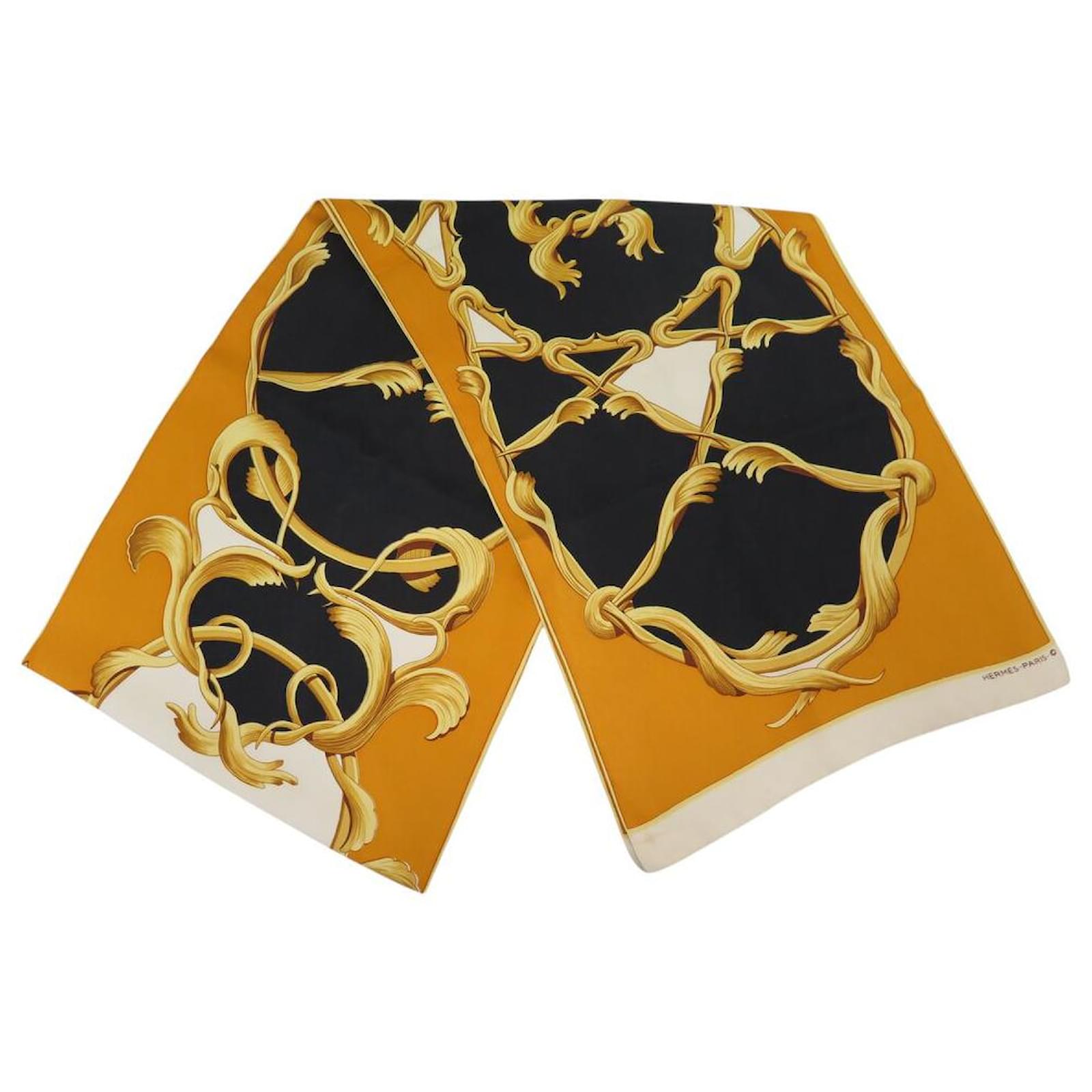 Hermès HERMES MORS A LA CONETABLE SCARF 180 X 30 CM IN YELLOW SILK  ref.2286540