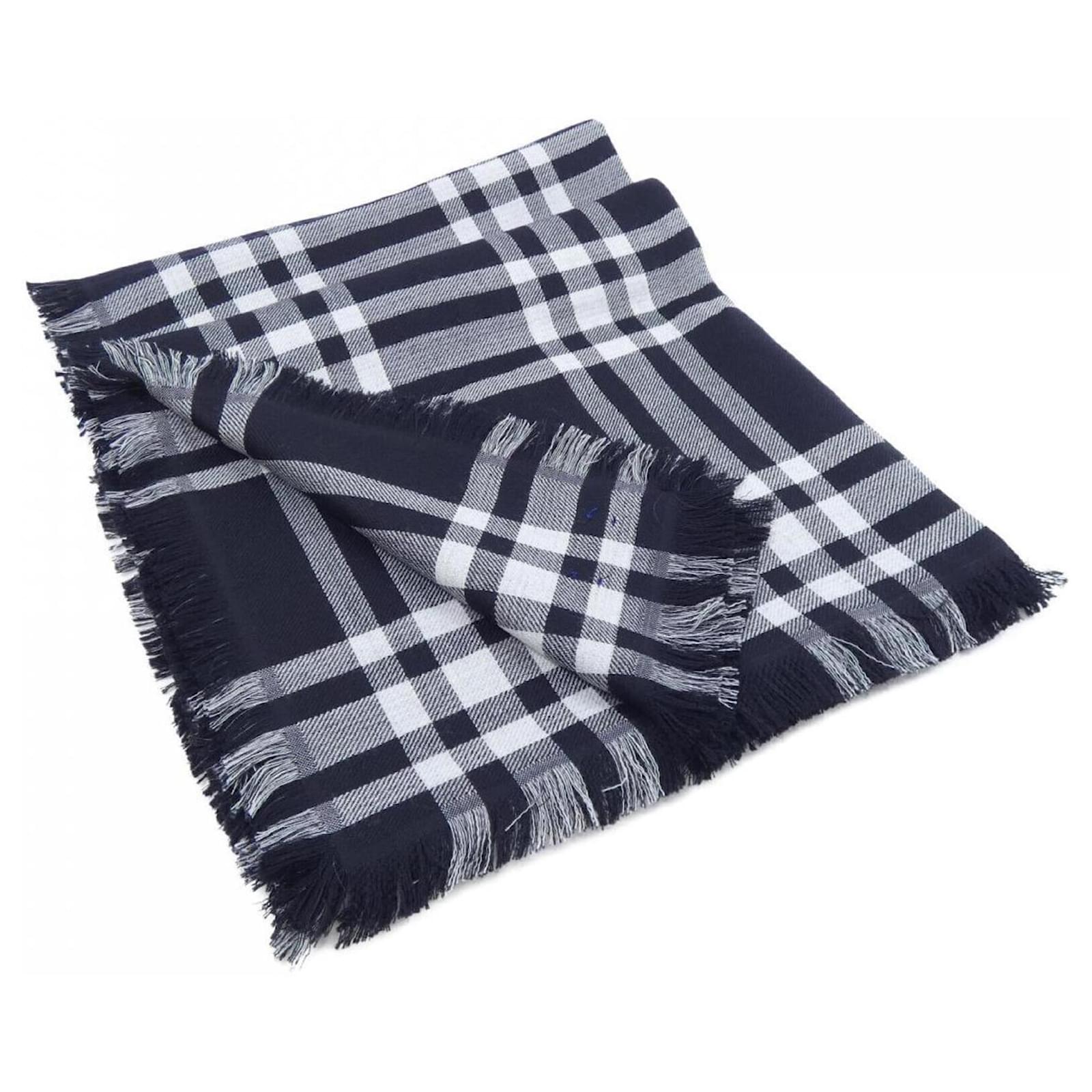 Burberry Black and White Stole  ref.2282383