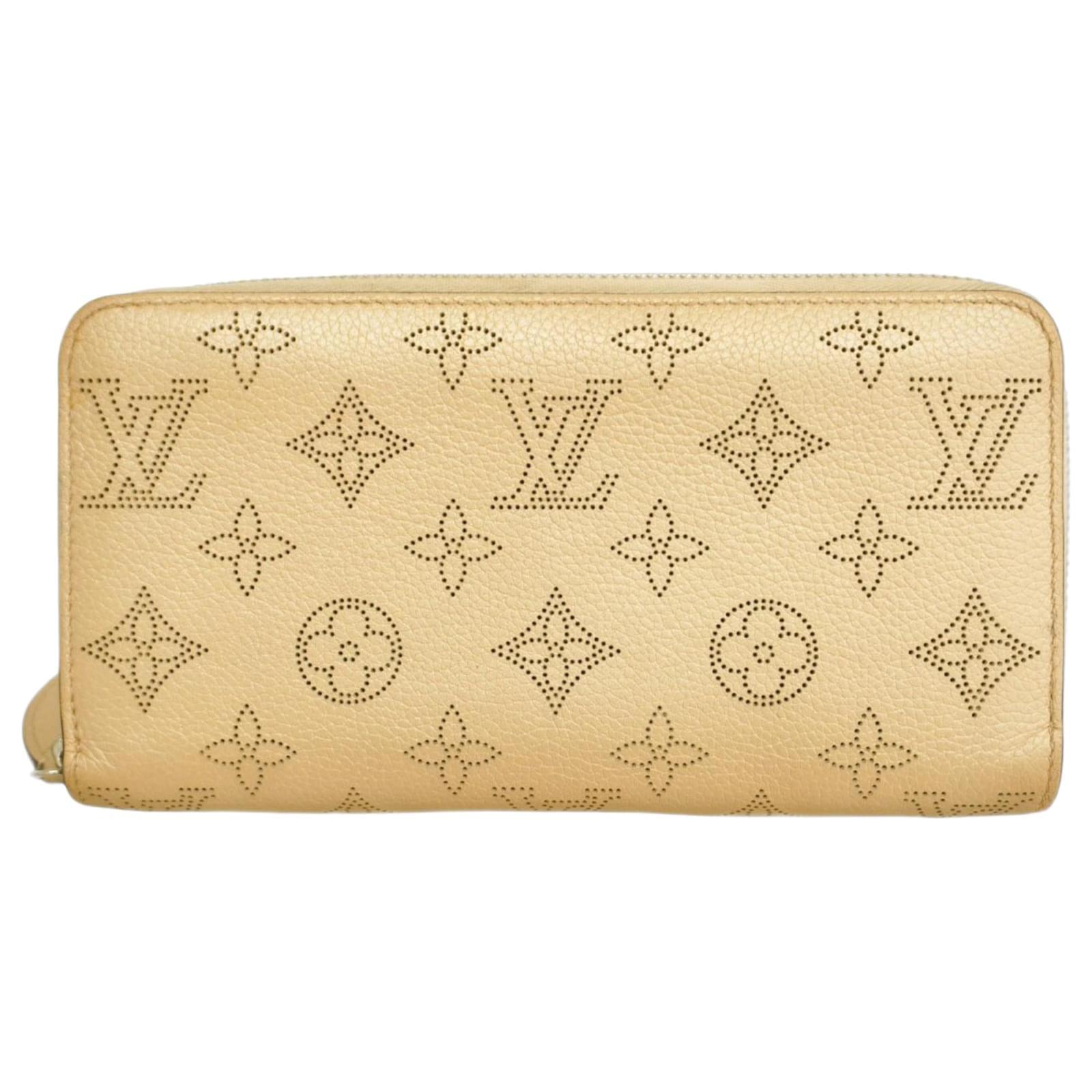 Louis Vuitton Mahina Zippy Long Wallet  ref.2324842