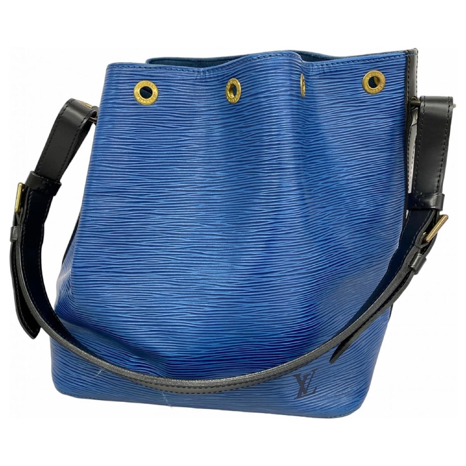 Louis Vuitton Epi Bicolor Petit Noe Shoulder Bag Black Blue  ref.2324548