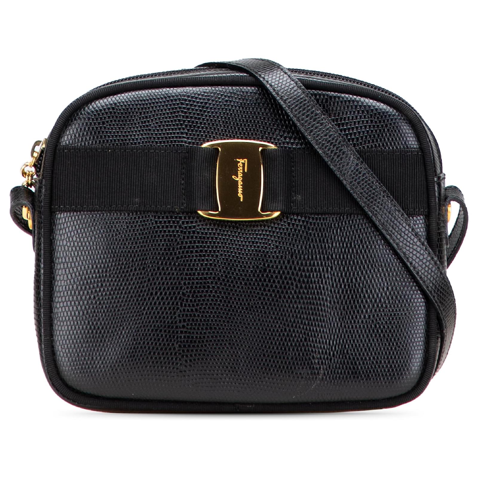 Salvatore Ferragamo Ferragamo Black Embossed Lizard Leather Vara Crossbody Pony-style calfskin  ref.2324319