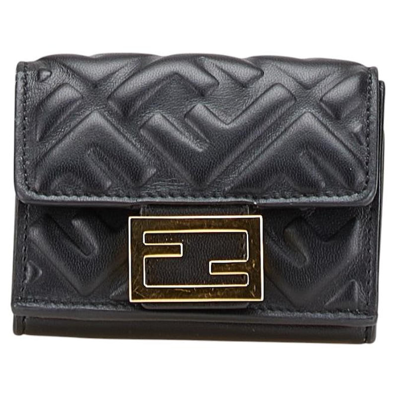 Fendi Baguette Micro Leather Wallet Black  ref.2326836
