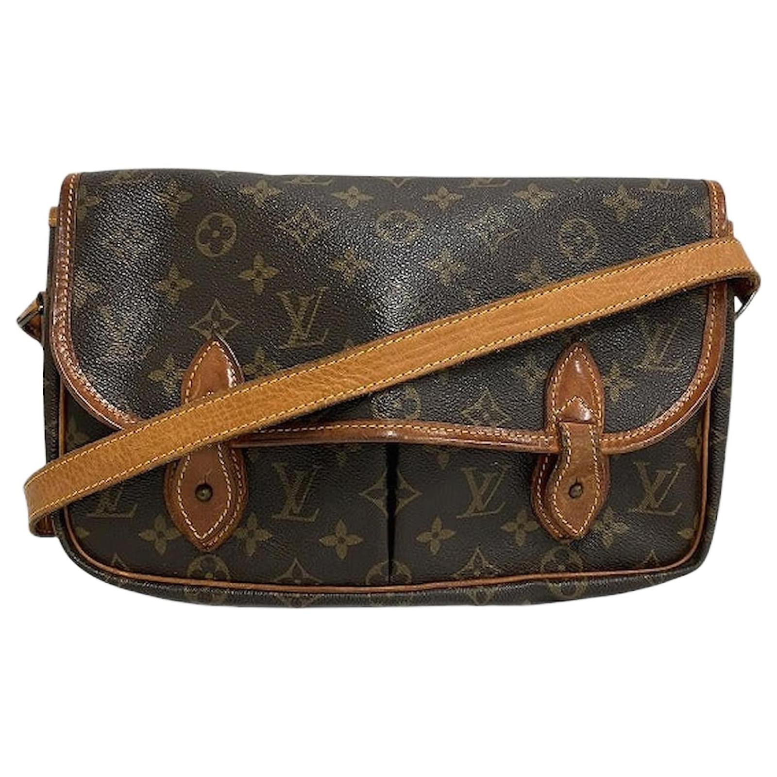 Louis Vuitton Gibeciere Monogram Shoulder Bag Brown Cloth  ref.2326188