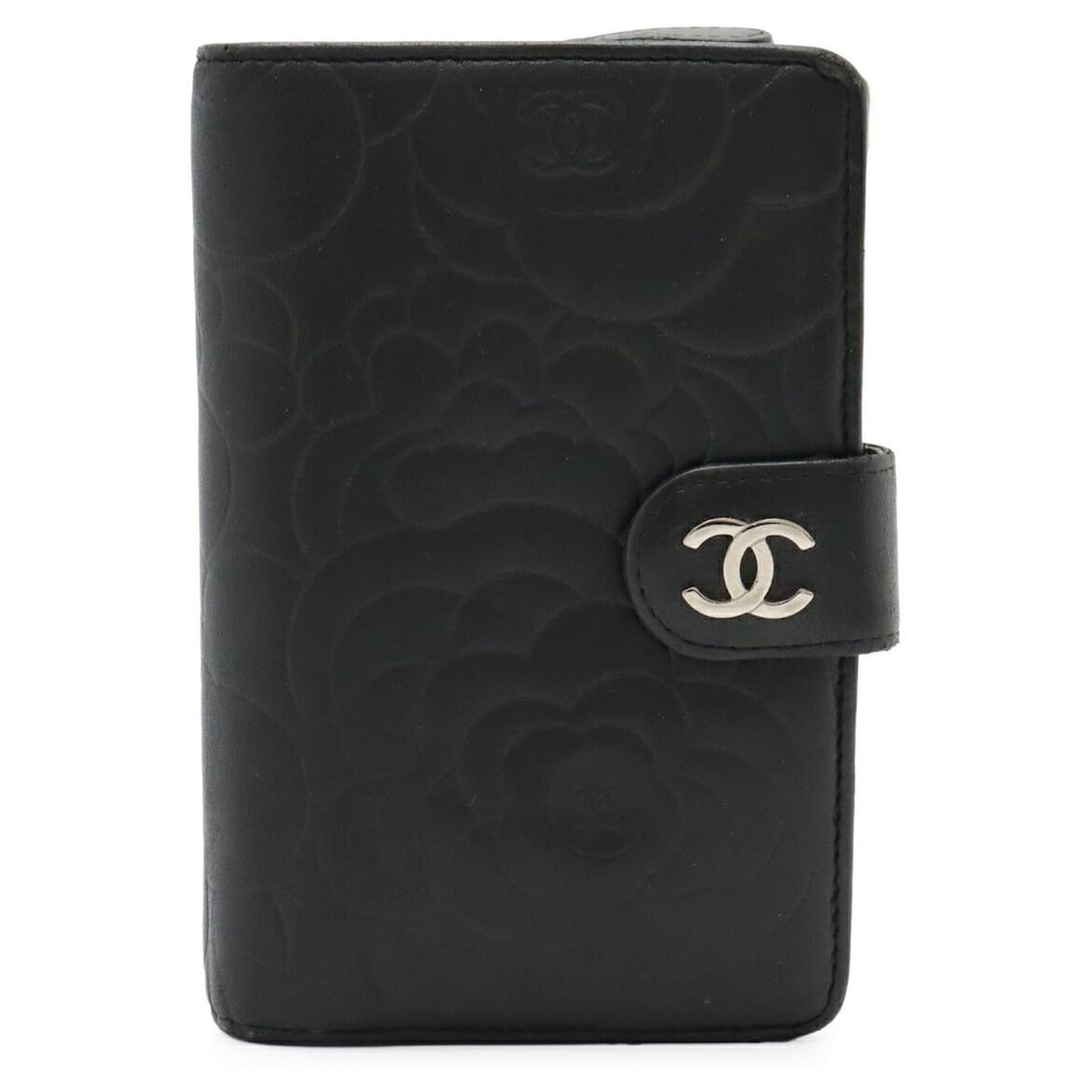Chanel Camellia Lambskin Wallet Black Leather  ref.2326113