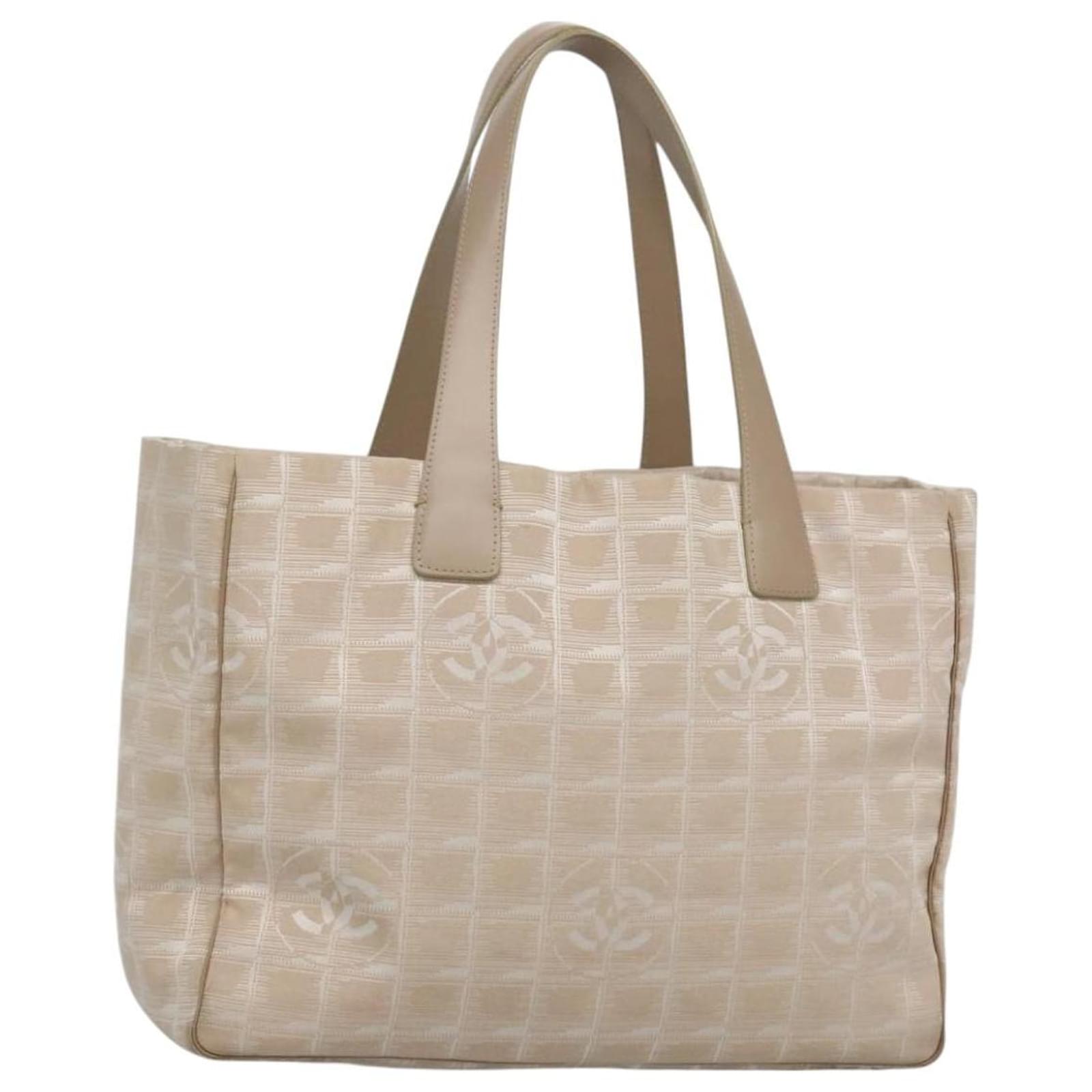 CHANEL New Travel Line Tote Bag Nylon Beige Gold CC Auth 129292 Golden  ref.2325395