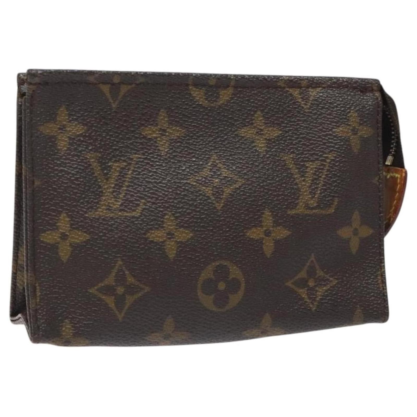 LOUIS VUITTON Monogram Poche Toilette 15 Pouch M47546 LV Auth 128258 Cloth  ref.2322477
