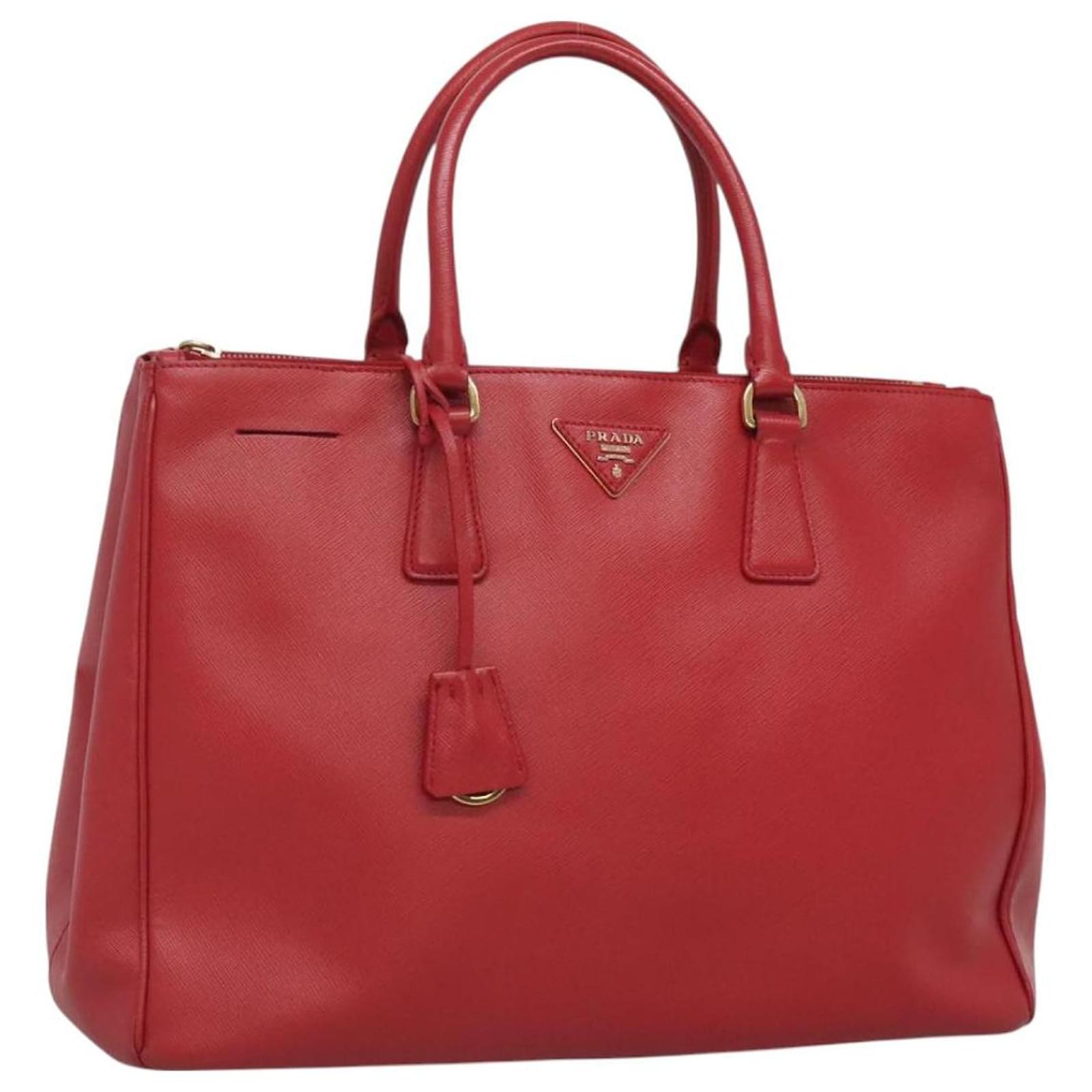 Saffiano PRADA Galleria Hand Bag Safiano leather Red Gold Auth 125701 Golden  ref.2322462