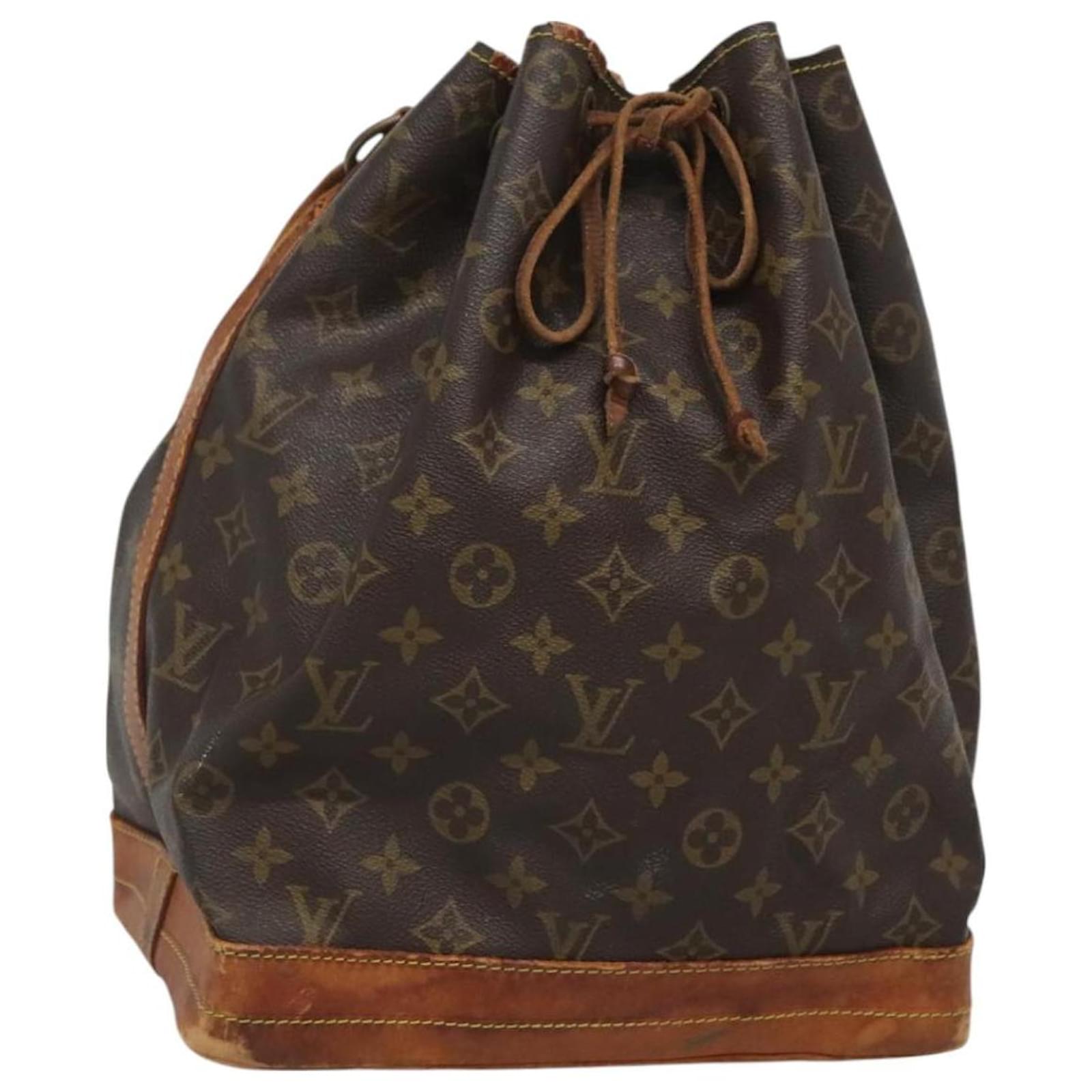LOUIS VUITTON Monogram Noe Shoulder Bag M42224 LV Auth 127294 Cloth  ref.2322370