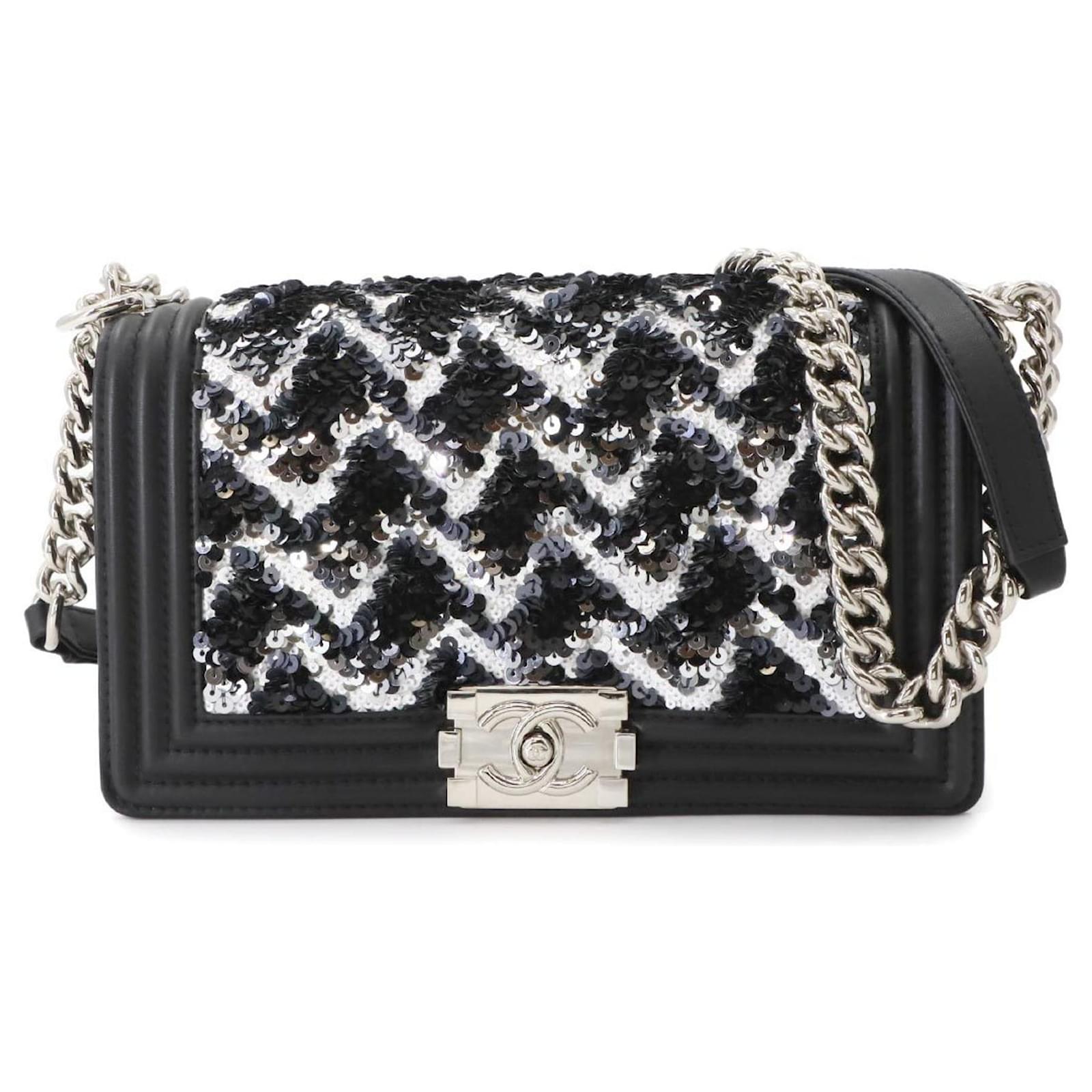 Chanel Boy Chanel Chain Shoulder Bag Black White Leather  ref.2321946
