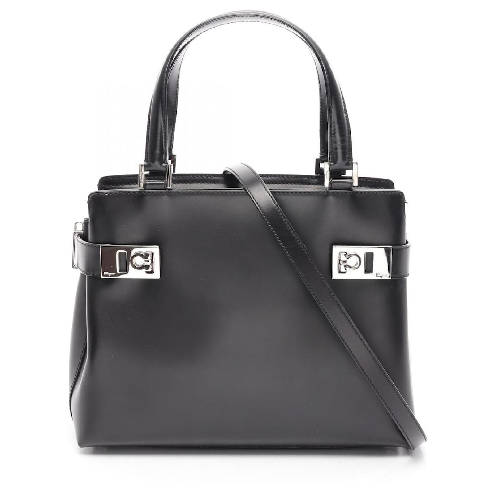 Salvatore Ferragamo Gancini Handbag Black Leather  ref.2321833