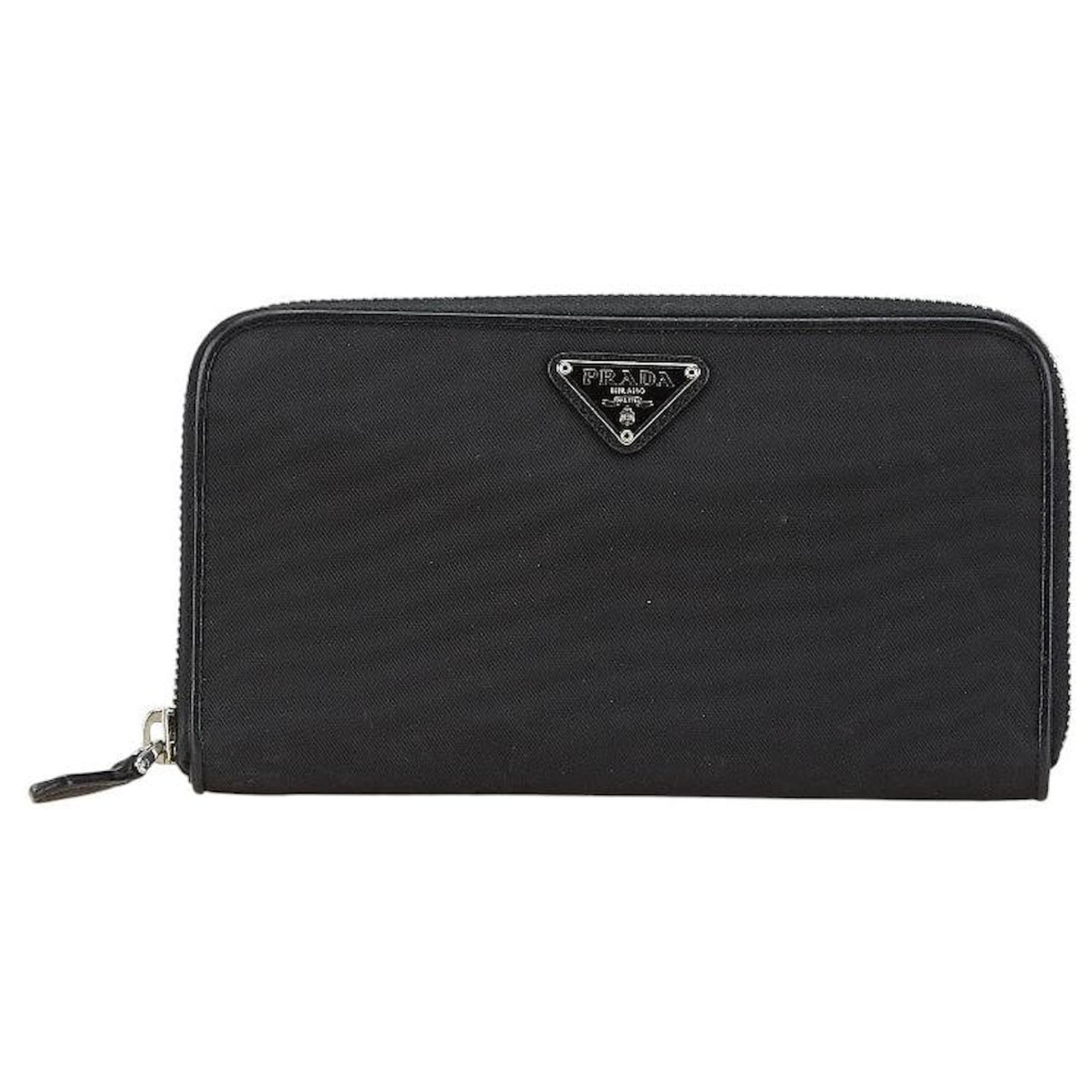 Prada Nylon Leather Triangle Logo Plate Long Wallet Black  ref.2321564
