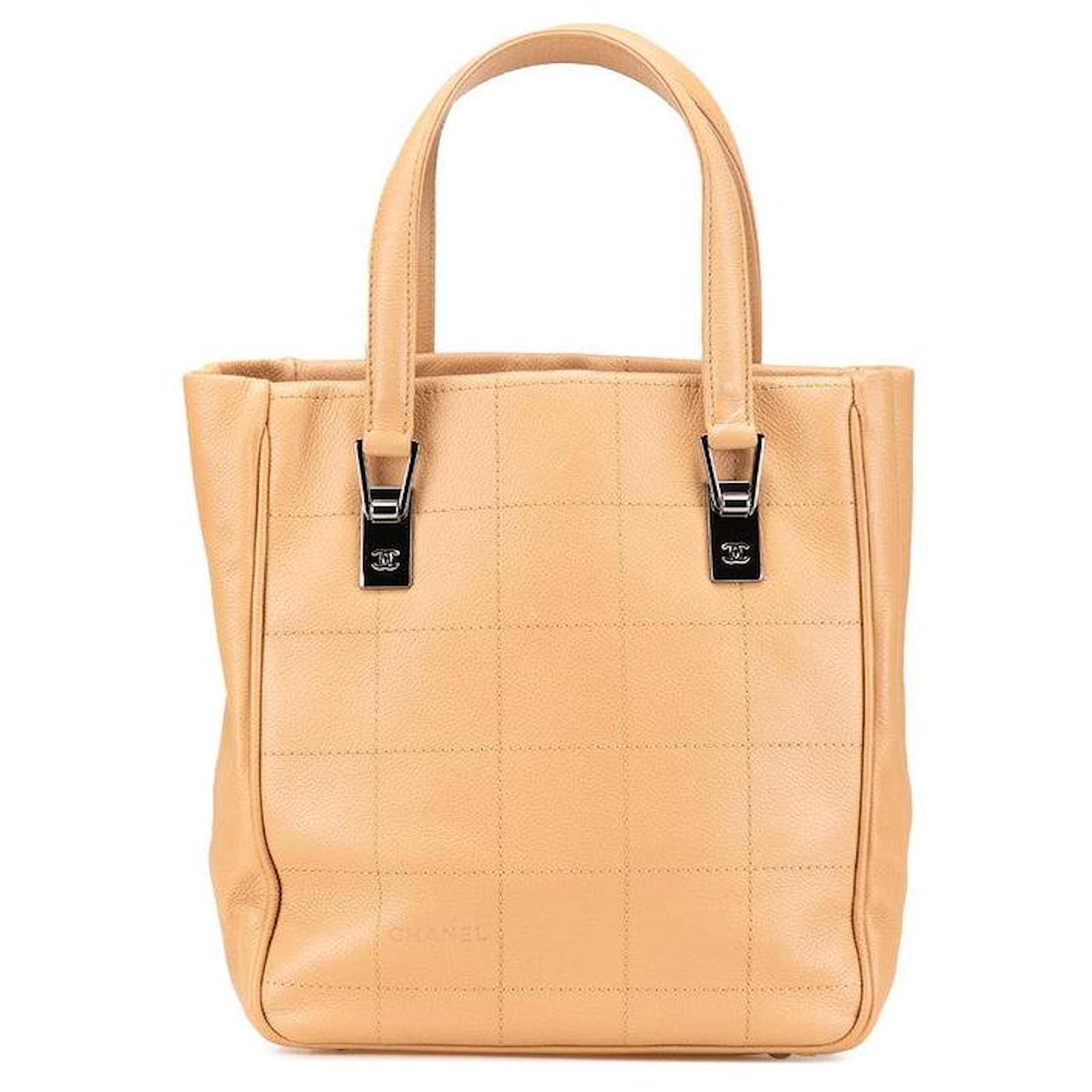 Chanel Leather Choco Bar Tote Bag Beige  ref.2321427