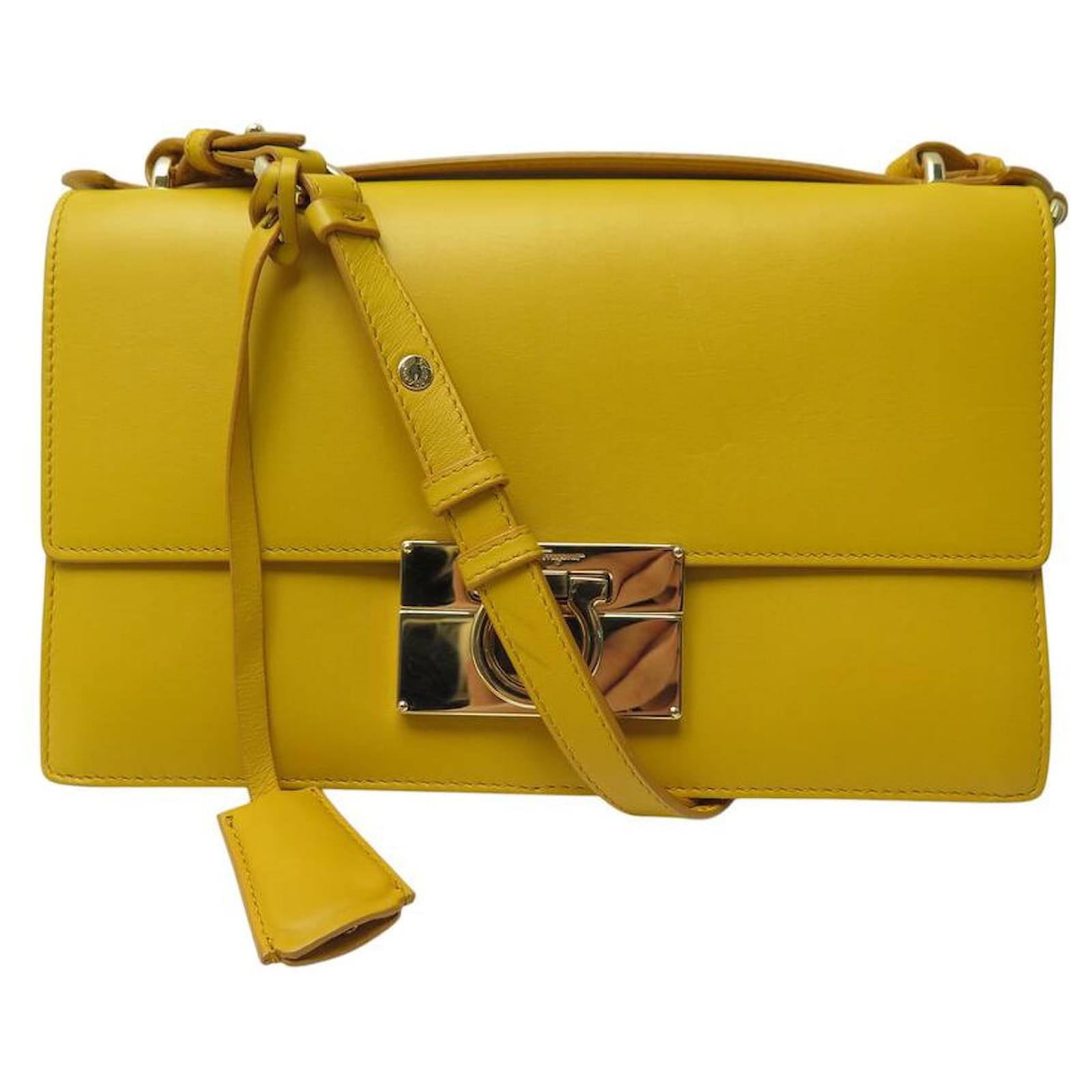 SALVATORE FERRAGAMO AILEEN FZ-21 E099 YELLOW LEATHER HAND BAG WITH SHOULDER STRAP  ref.2140888