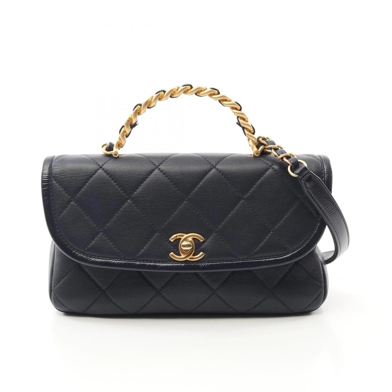 Chanel Matelasse Shoulder Bag Navy blue Leather  ref.2320784
