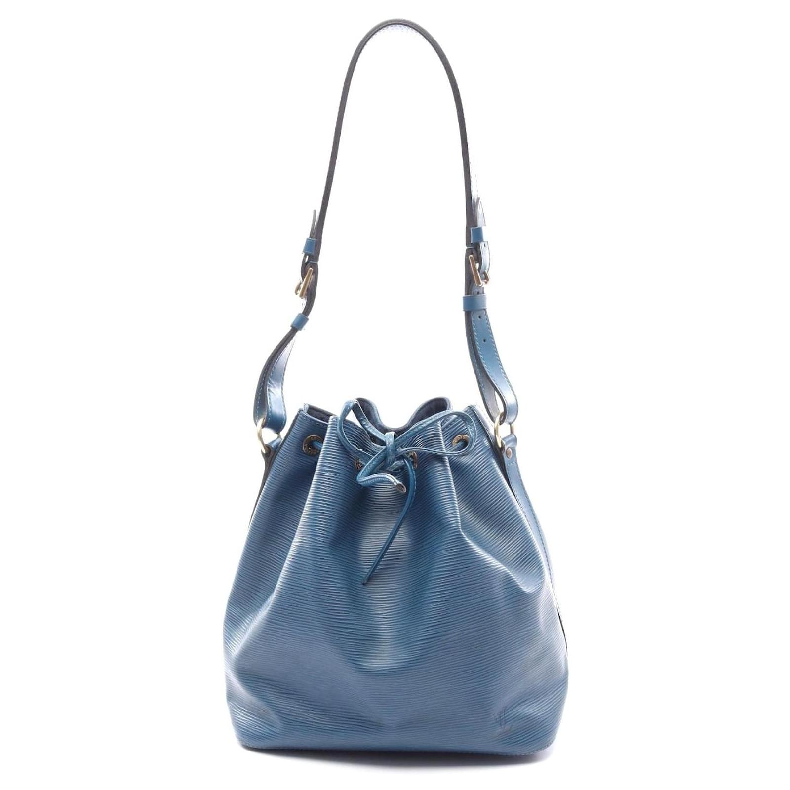 Louis Vuitton Epi Leather Noe Shoulder Bag Blue Pony-style calfskin  ref.2324115