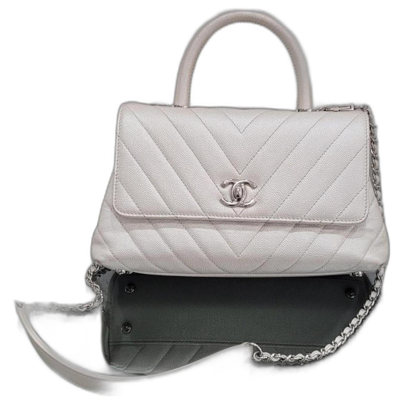 Chanel Small 24cm Coco Handle in Chevron Quilted Pearly White Caviar Bag Leather  ref.2322106