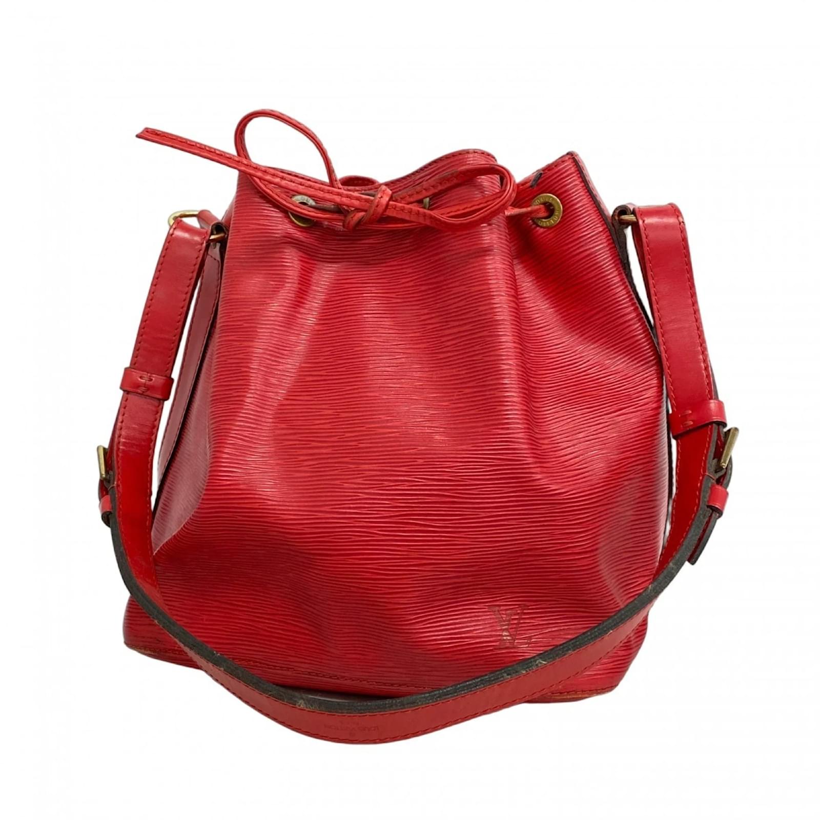 Louis Vuitton Epi Petit Noe Shoulder Bag Red  ref.2267456