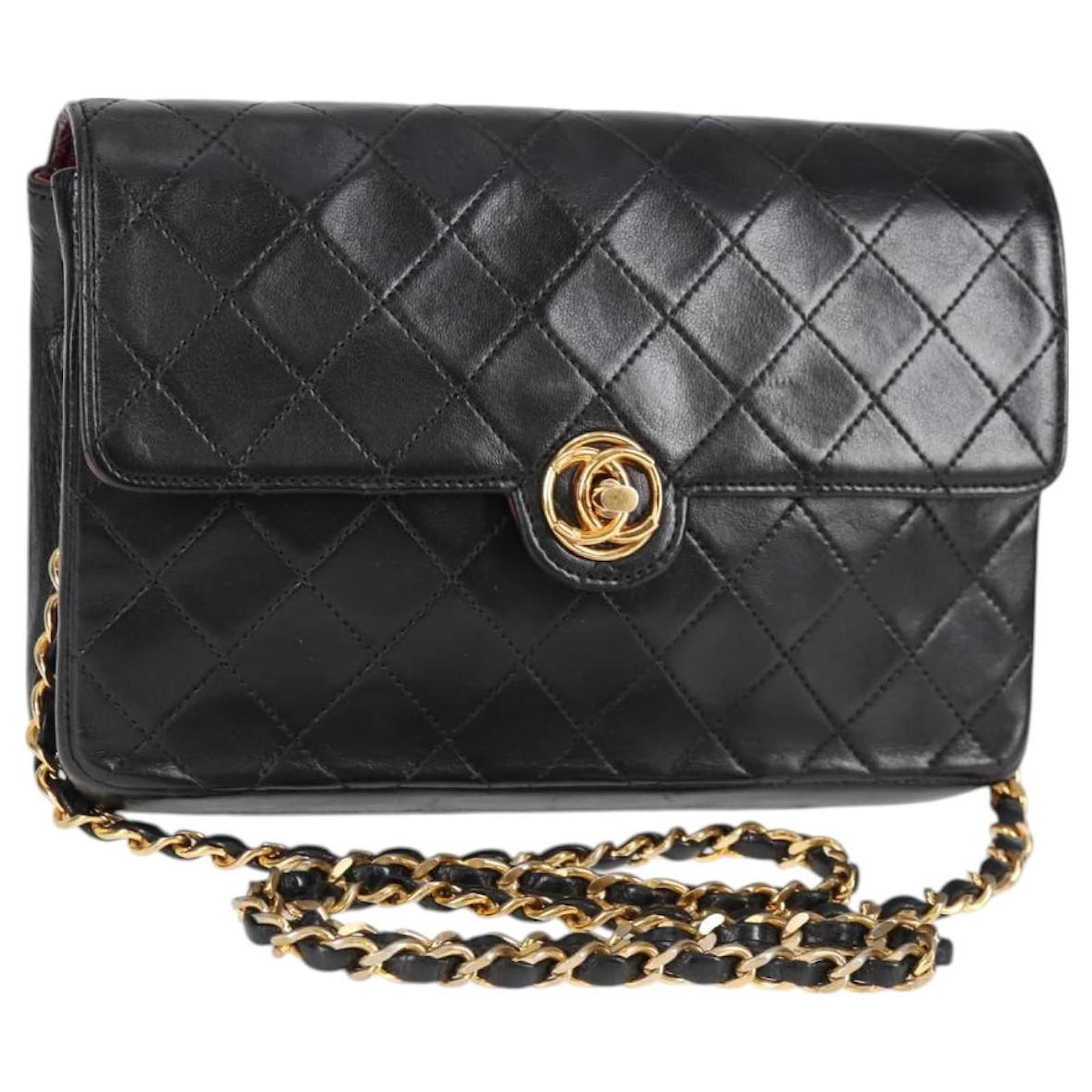CHANEL Matelasse Chain Shoulder Bag Lamb Skin Black Gold CC Auth 127623V Golden  ref.2318836