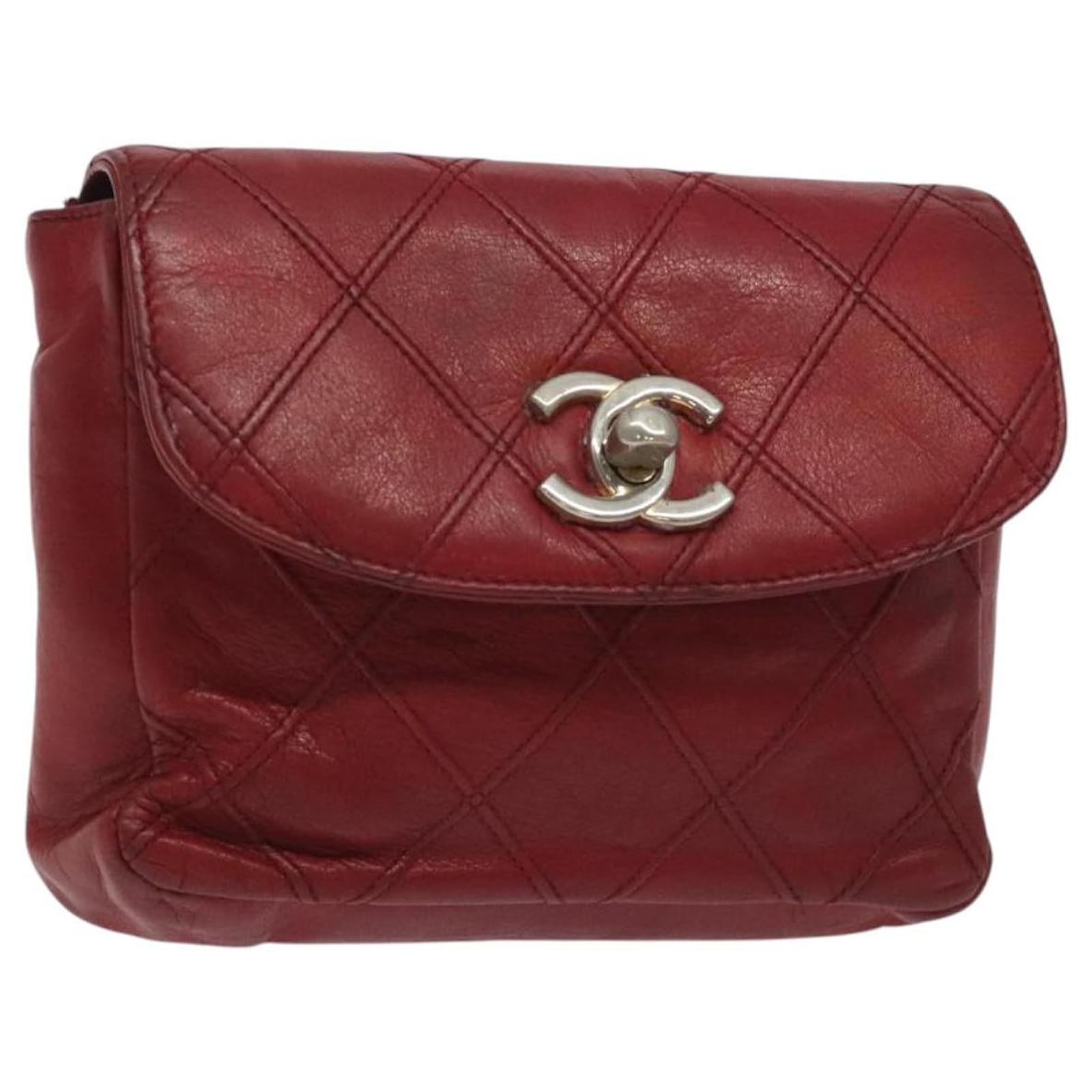 CHANEL Bicolore Waist Bag Lamb Skin Red Gold CC Auth bs26757 Golden  ref.2318679