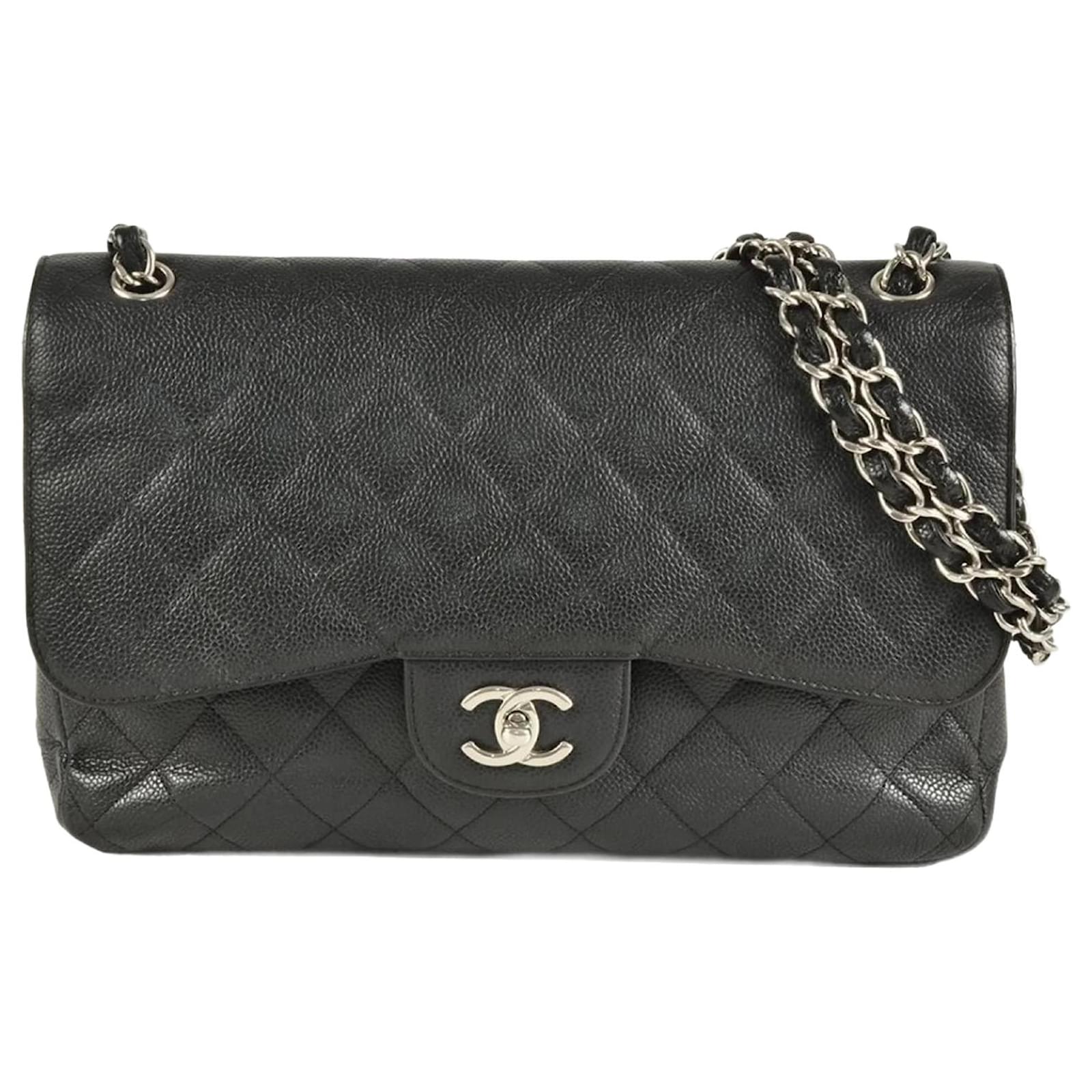 Chanel Matelasse 30 Shoulder Bag Black  ref.2318573