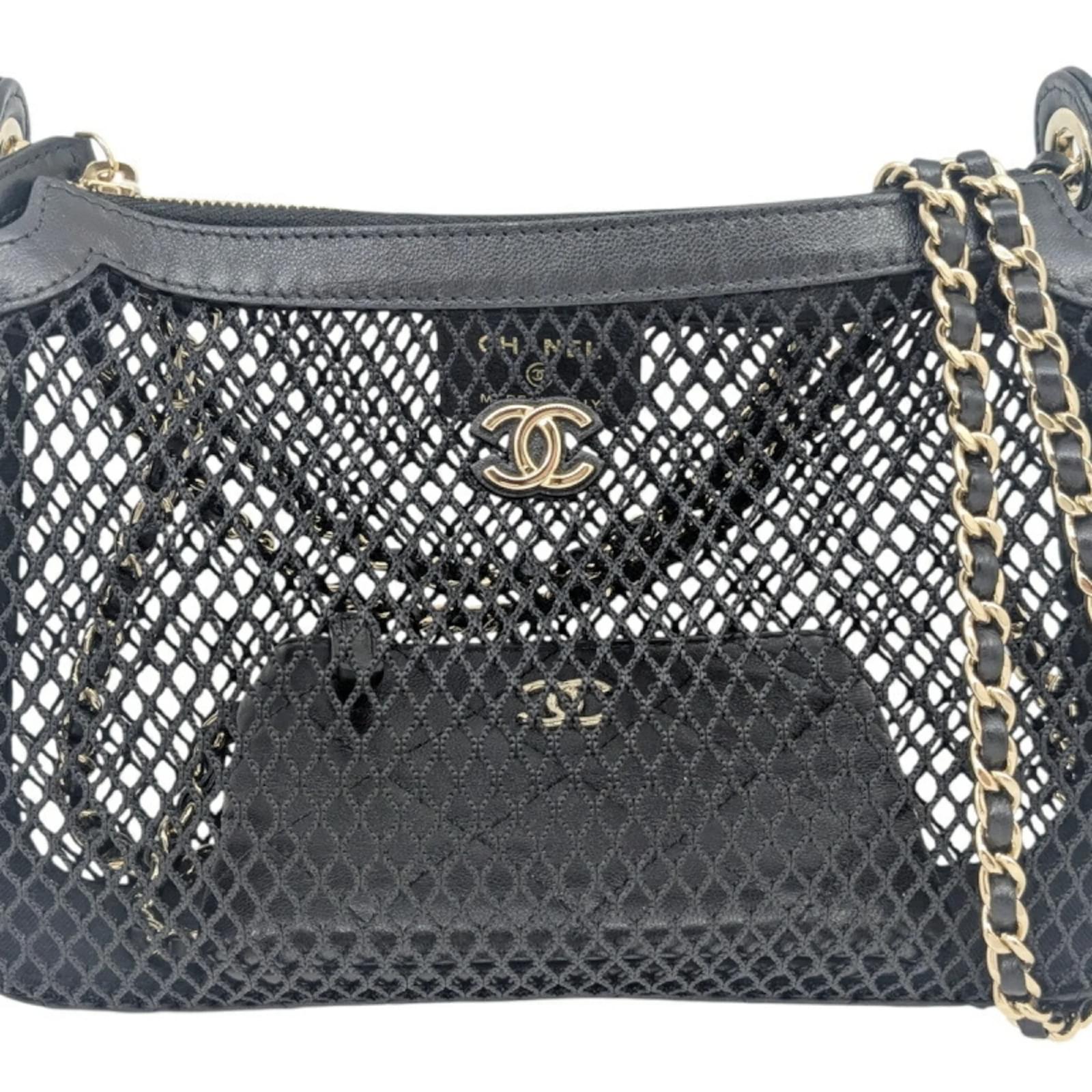 Chanel Black Mesh and Leather Clutch Bag  ref.2318211