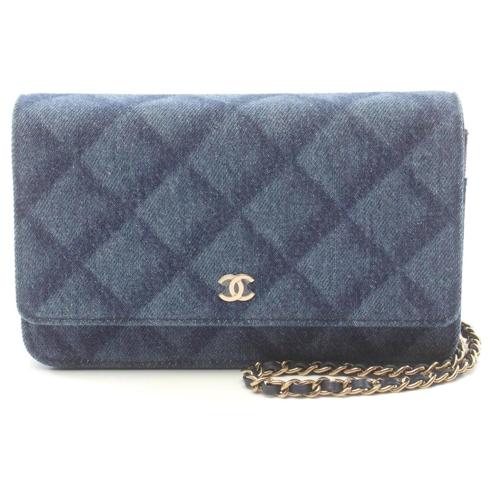 Chanel Denim Matelasse Shoulder Bag Blue  ref.2316484