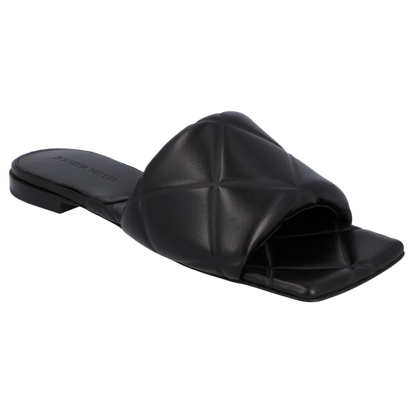 Bottega Veneta Women Rubber Lido Flat Sandal in Black Lambskin Leather  ref.629919