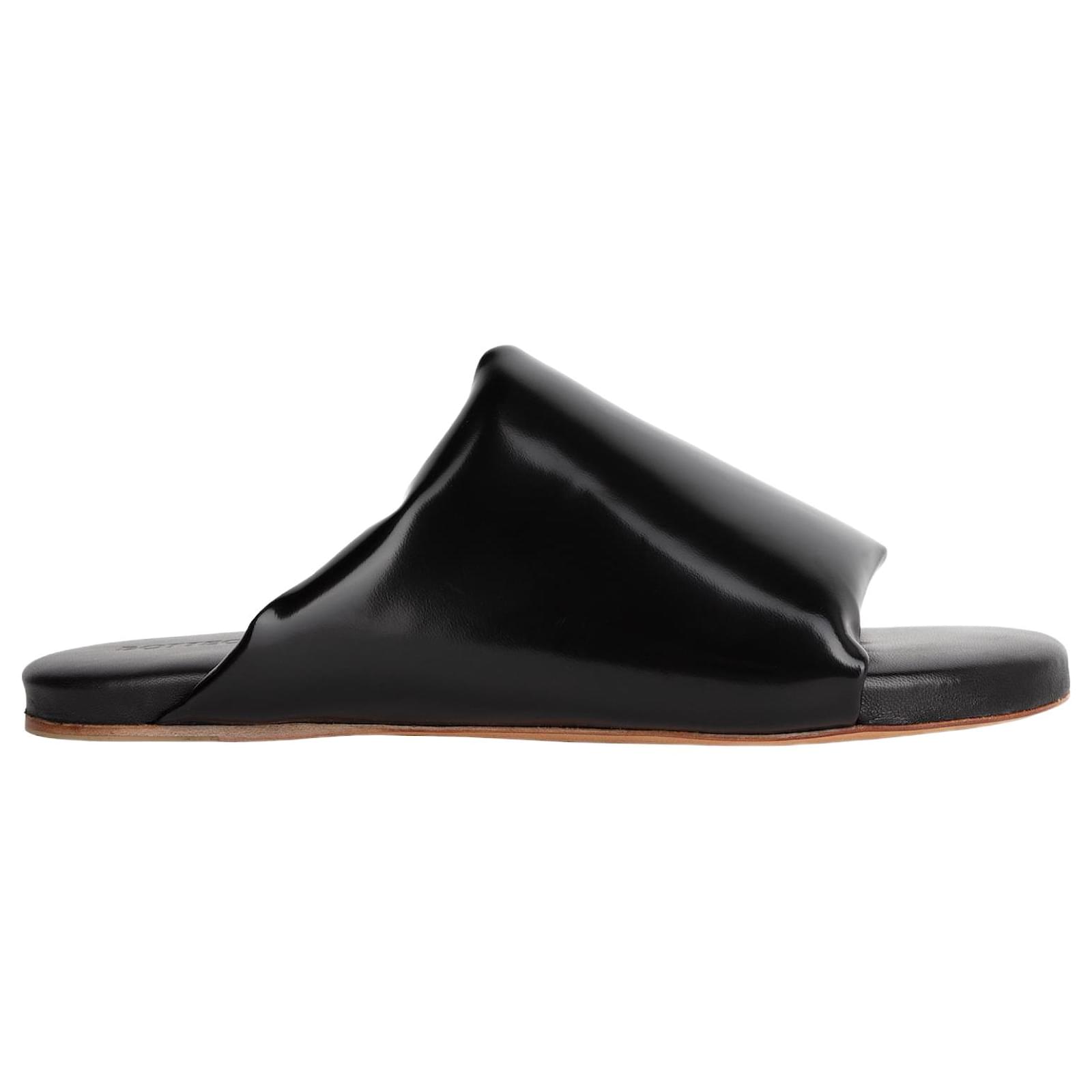 Bottega Veneta Cushion Slides Black Leather Lambskin  ref.1847927