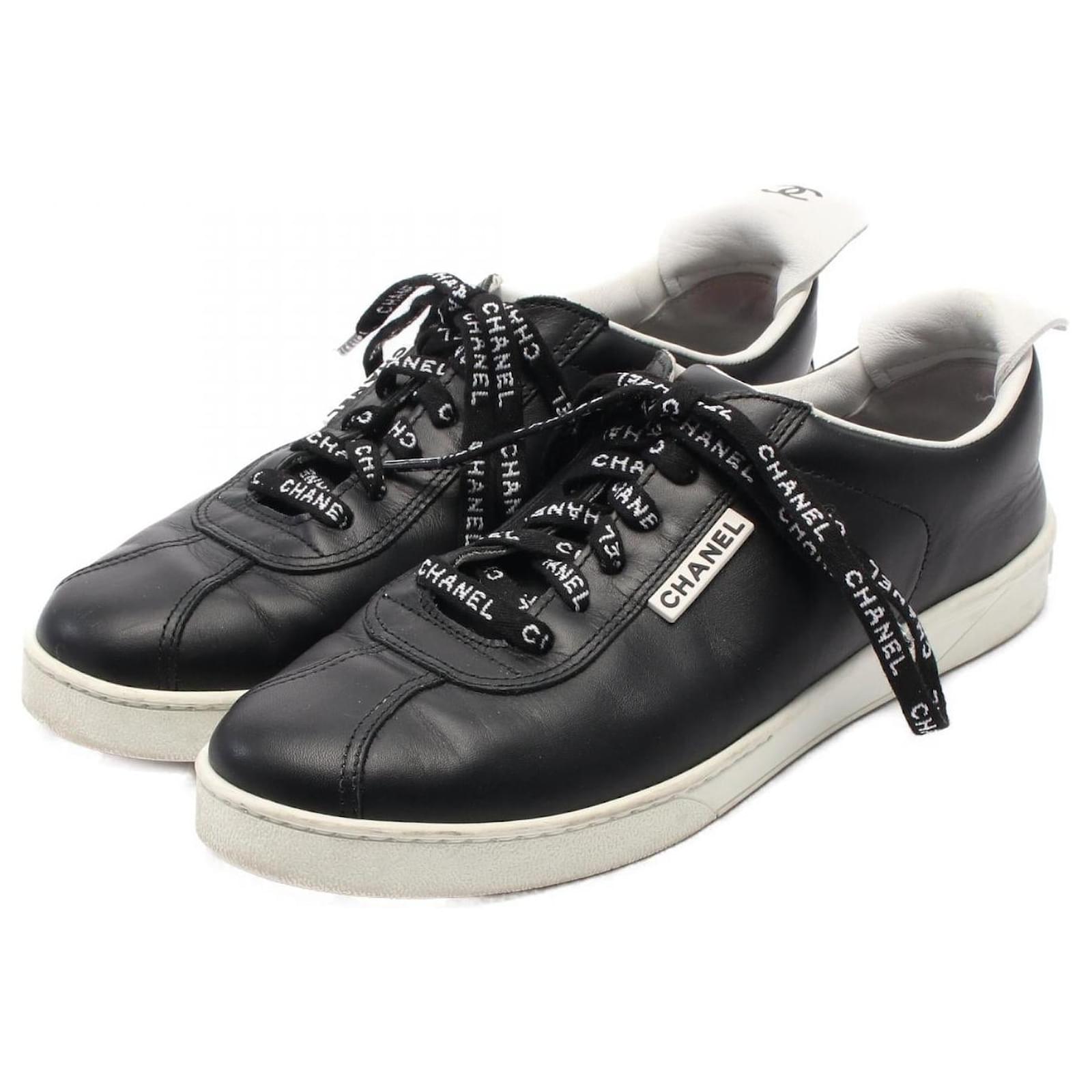 Chanel Coco Mark Leather Sneakers Black White  ref.2311261