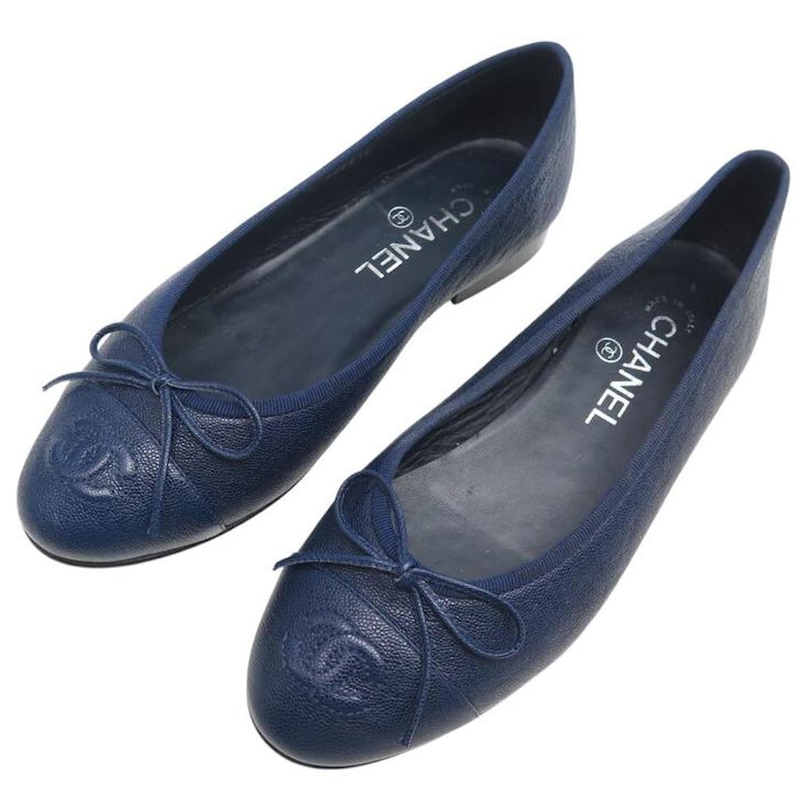 NEW CHANEL BALLET FLATS CC LOGO G02819 36.5 CAVIAR LEATHER NEW SHOES Navy blue  ref.2236100