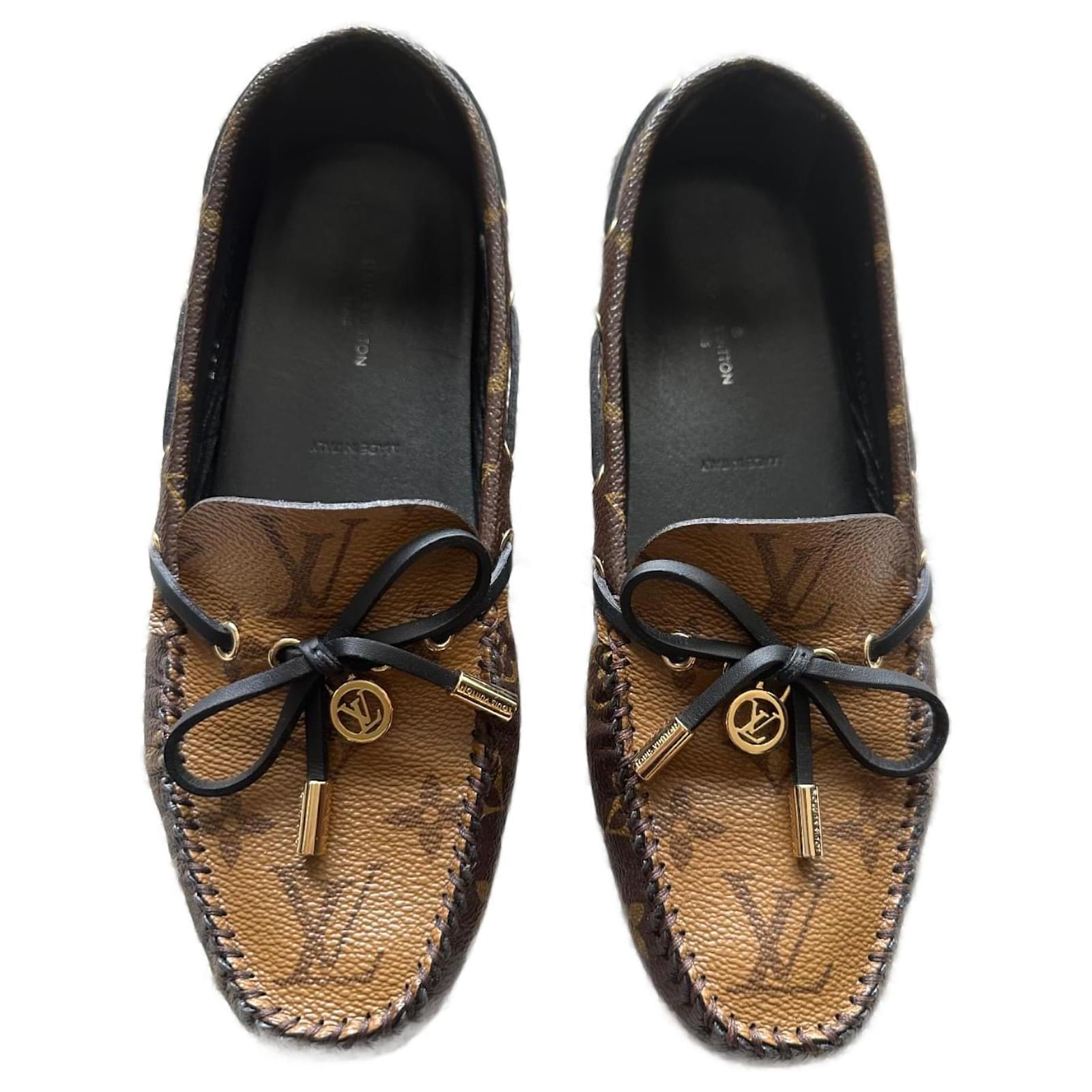 Louis Vuitton Gloria Dark brown Leather  ref.1039008