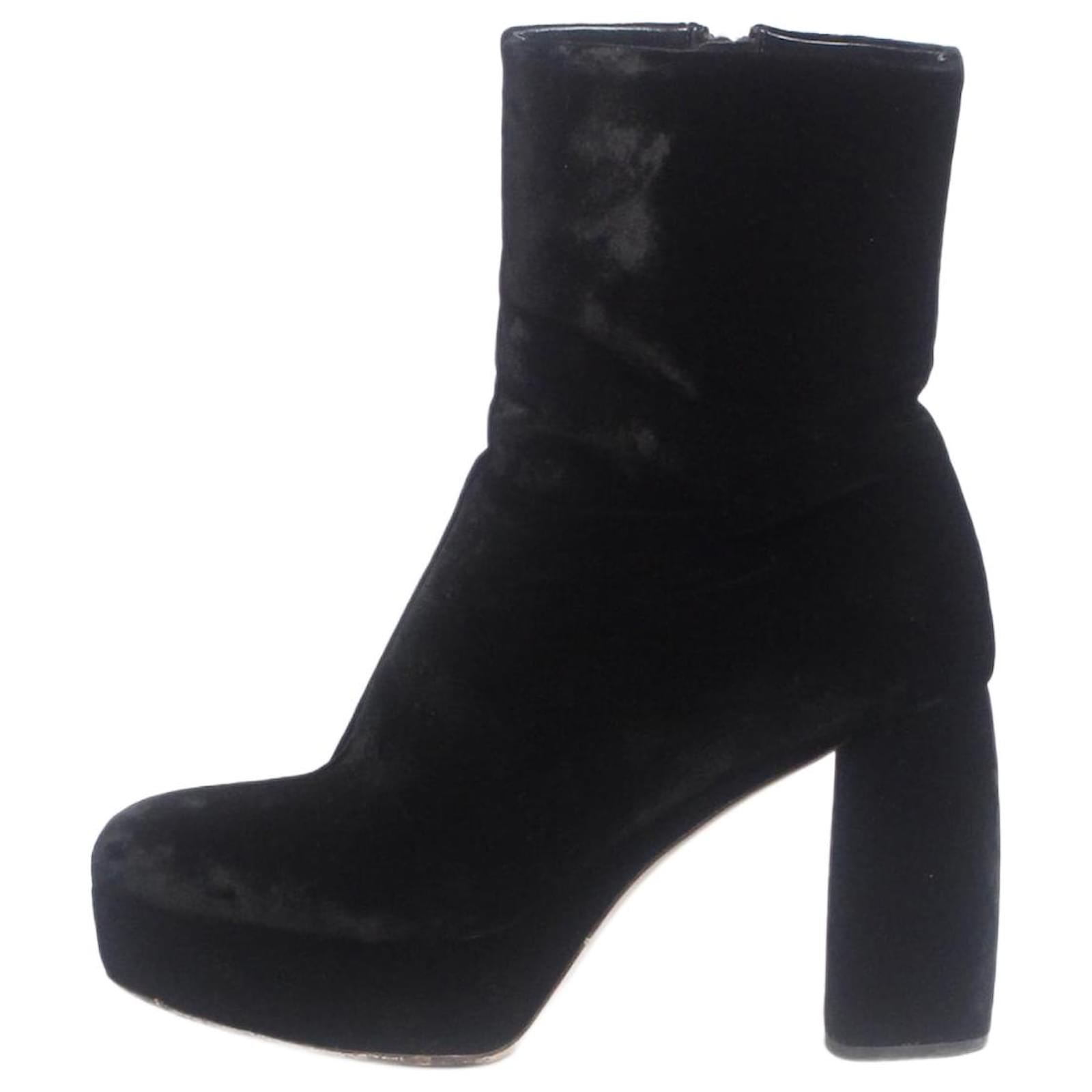 Miu Miu Black velvet ankle boots - size EU 38  ref.2292612