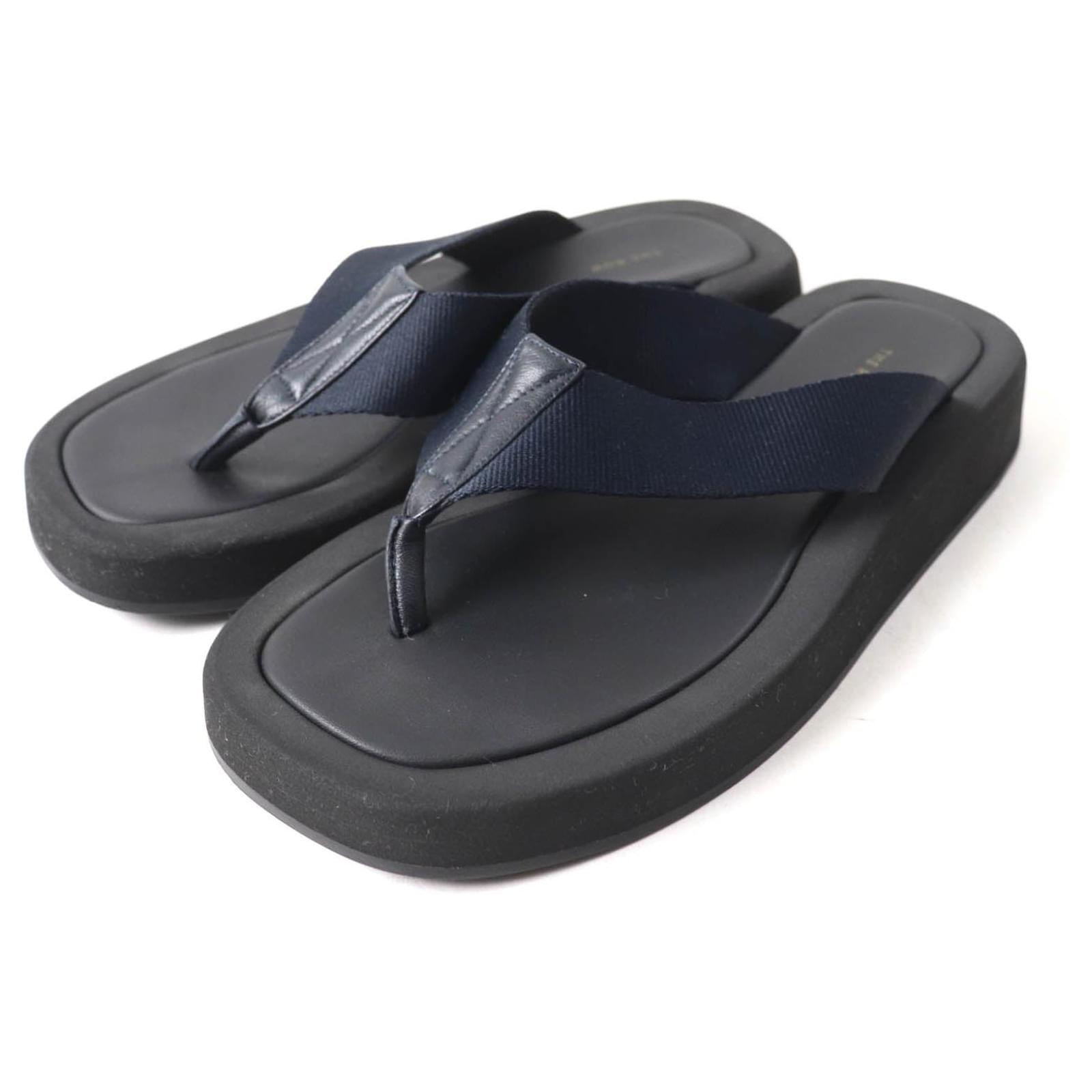 Brook Brothers THE ROW GINZA Leather Thong Sandals Black  ref.2321489