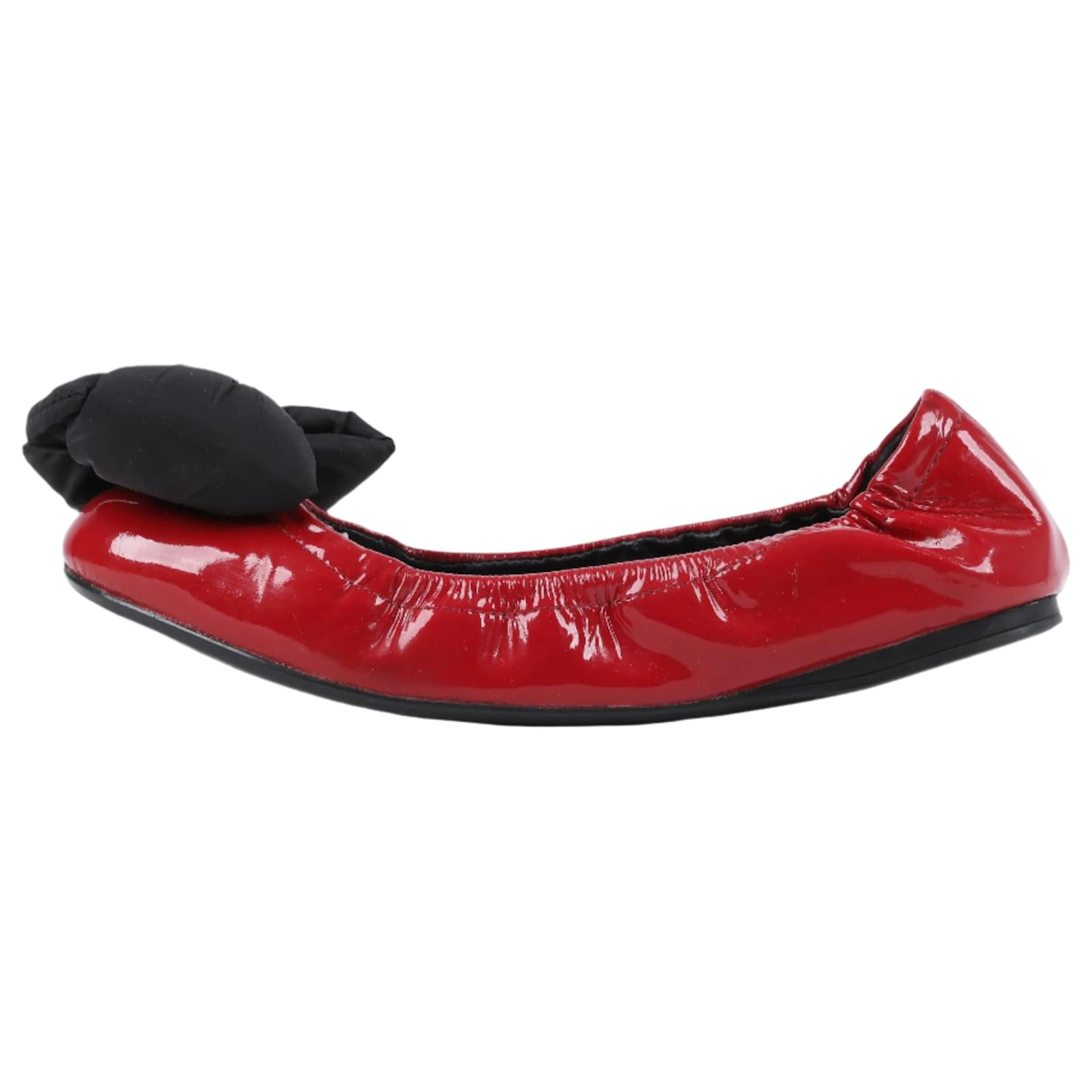 Prada Red Patent Leather Black Bow Scrunch Ballet Flats Size 36.5 EU  ref.2320224