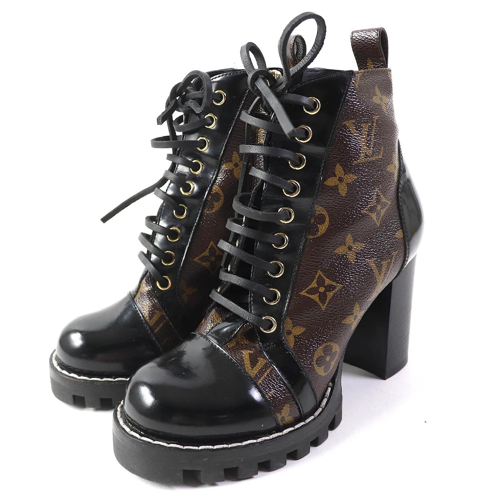 Louis Vuitton Star Trail Leather Ankle Boots  ref.1740258