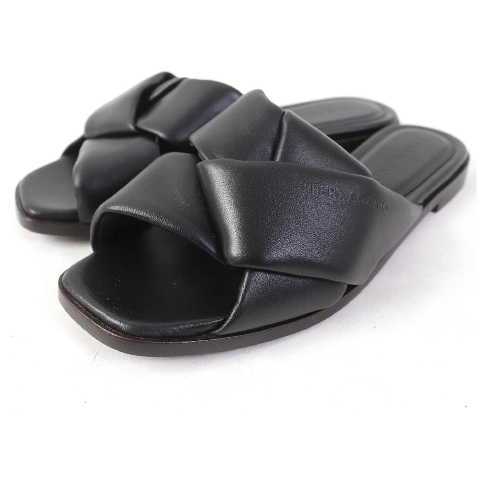 Salvatore Ferragamo Ferragamo ALRAI Logo Slide Sandals Leather Black  ref.1706544