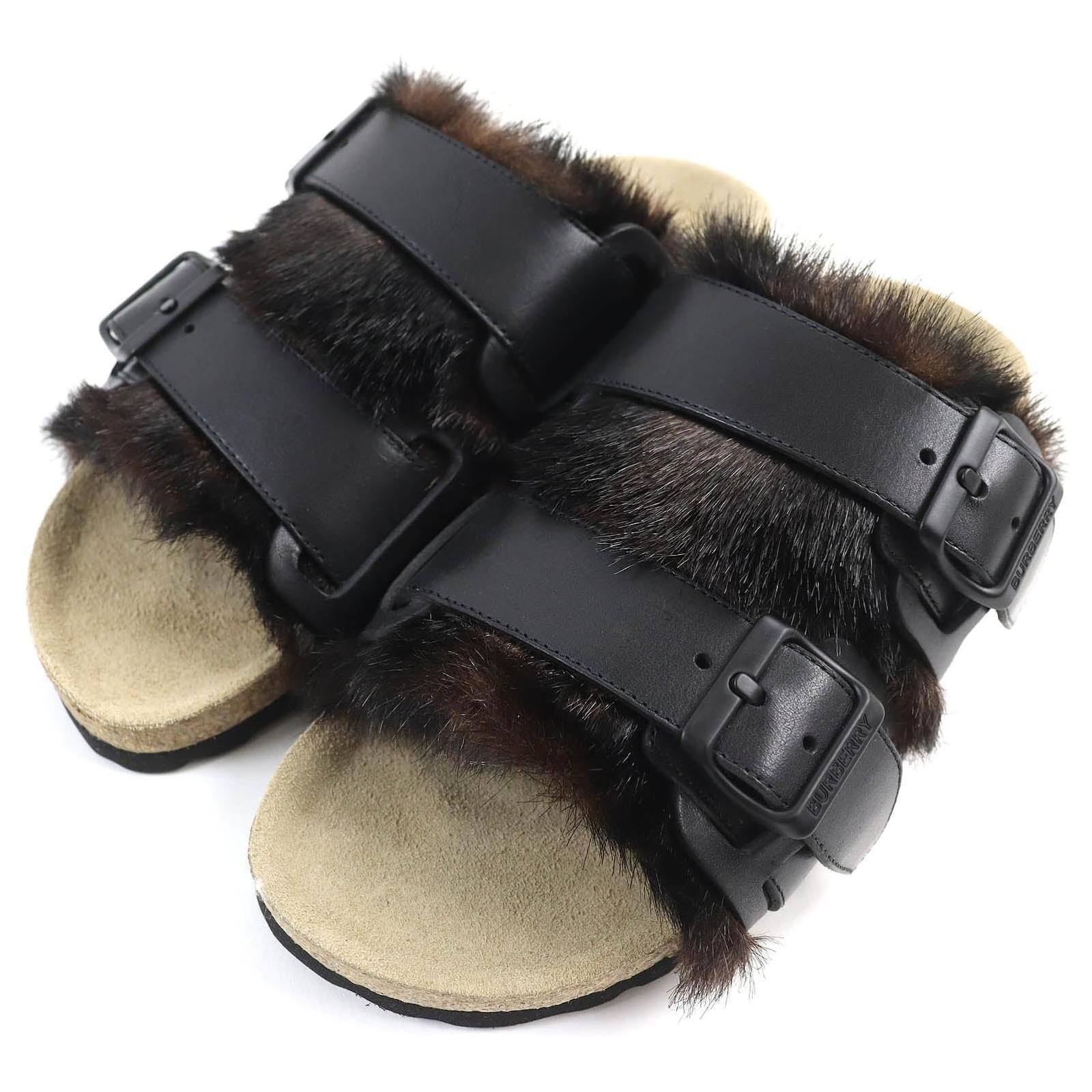 Burberry Faux Fur Logo Buckle Slide Sandals Black  ref.1701499