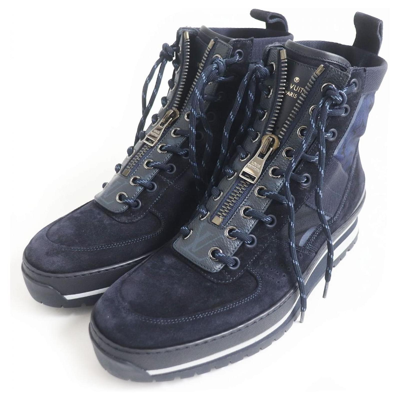 Louis Vuitton Monogram Suede Leather High-top Sneakers Navy blue  ref.1684095