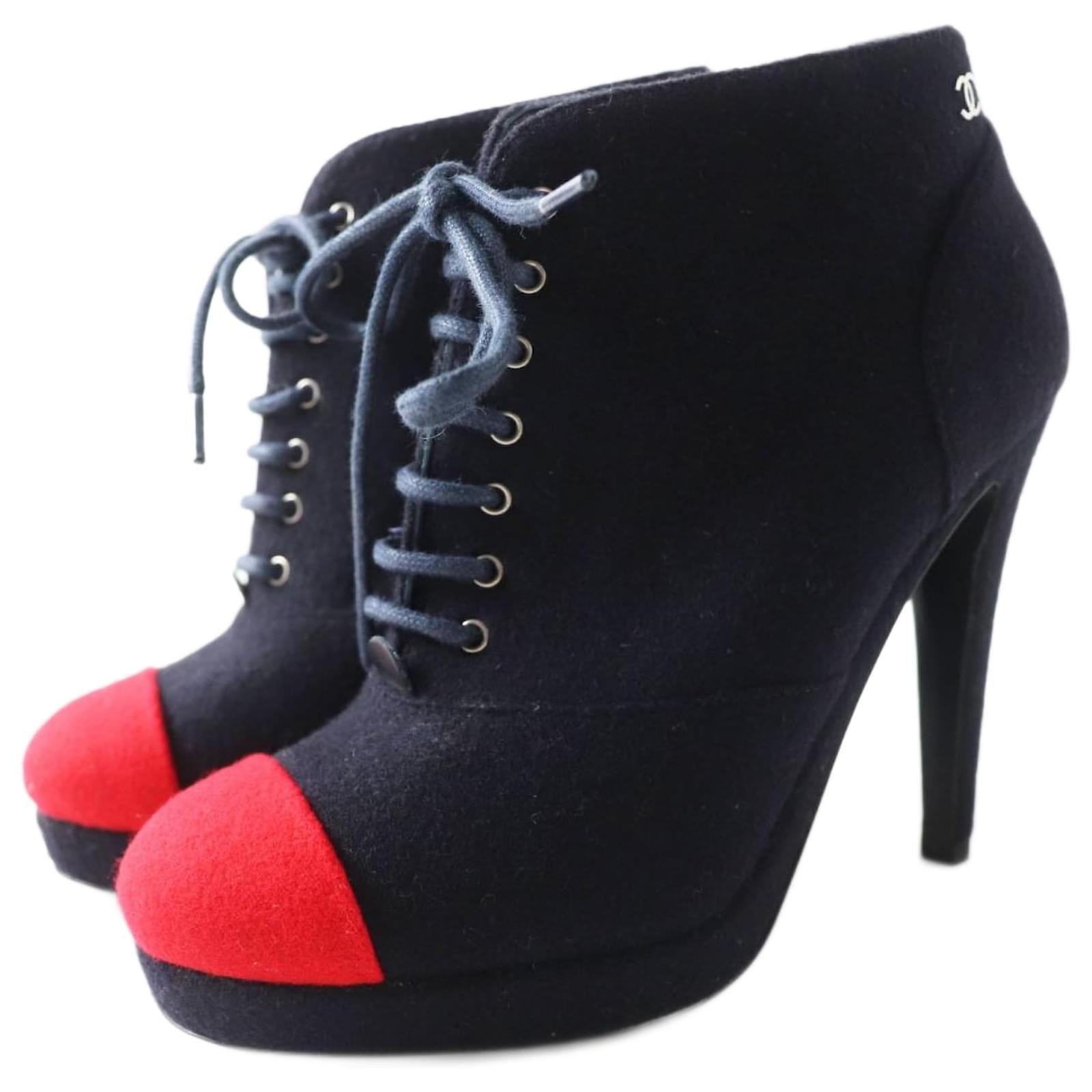 Chanel COCO Mark Bicolor Wool Booties  ref.1683998