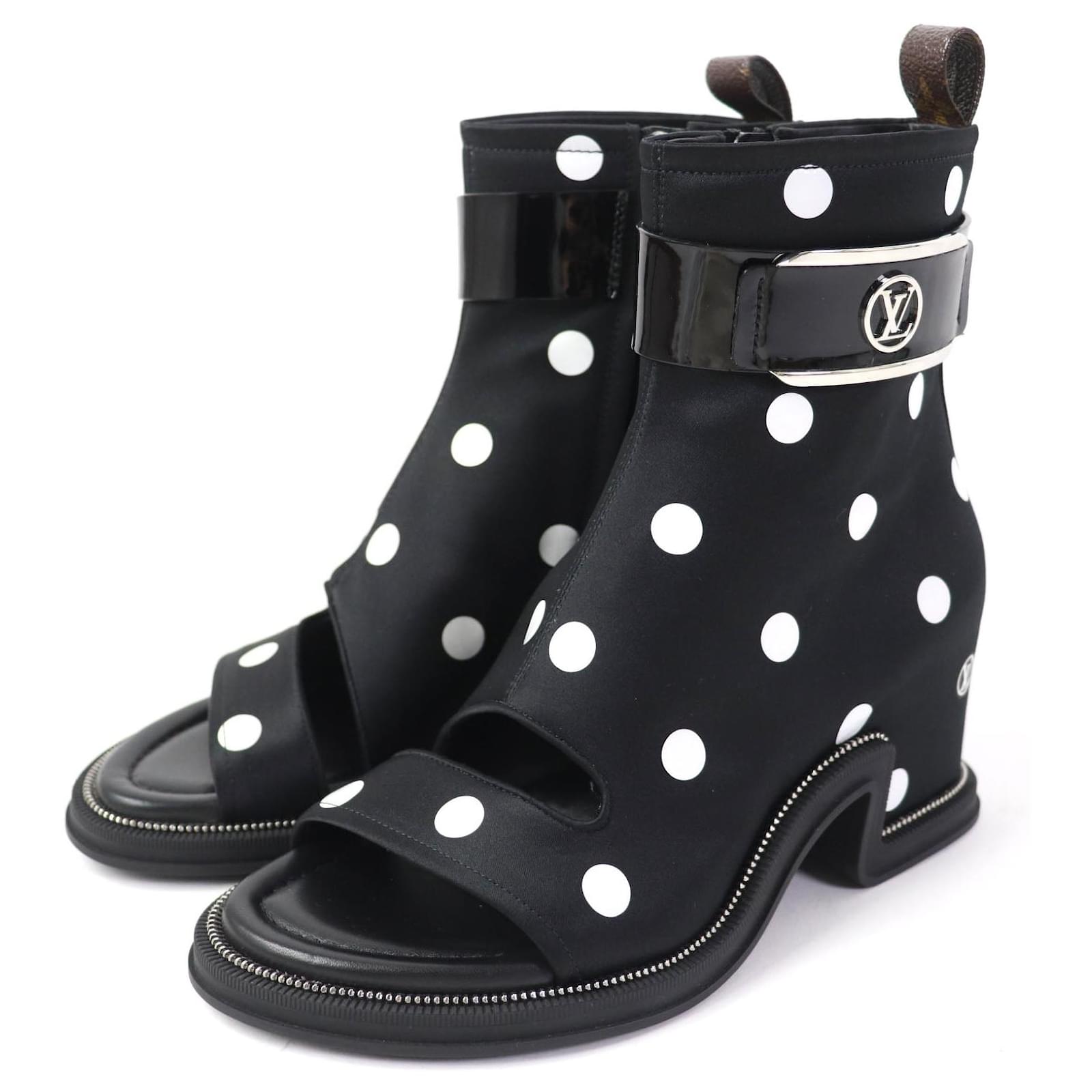 Louis Vuitton Dot Pattern Side Zip Boots Black  ref.1695841