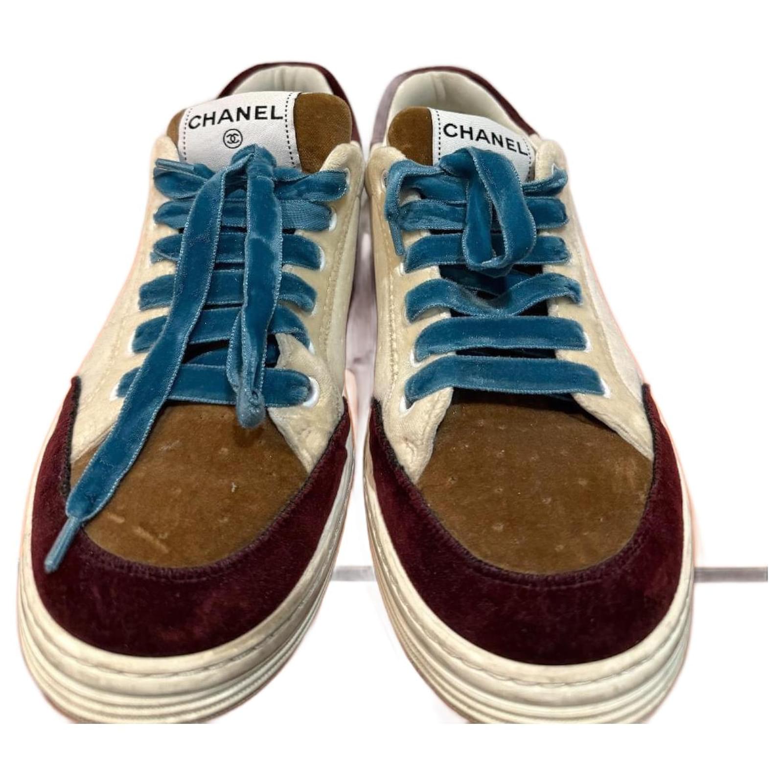 Chanel sneakers Multiple colors Velvet  ref.2281542