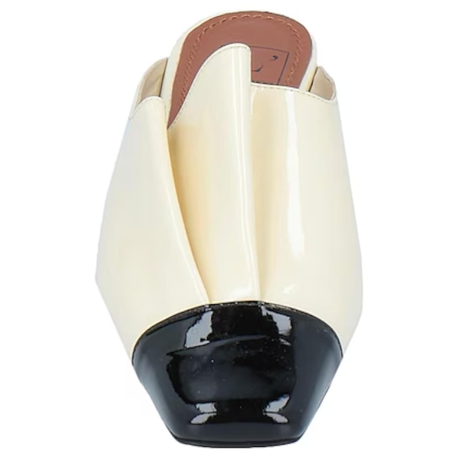 Autre Marque THE OTHER THING Patent leather mules IVORY Excellent condition T37 IT Cream  ref.1964928