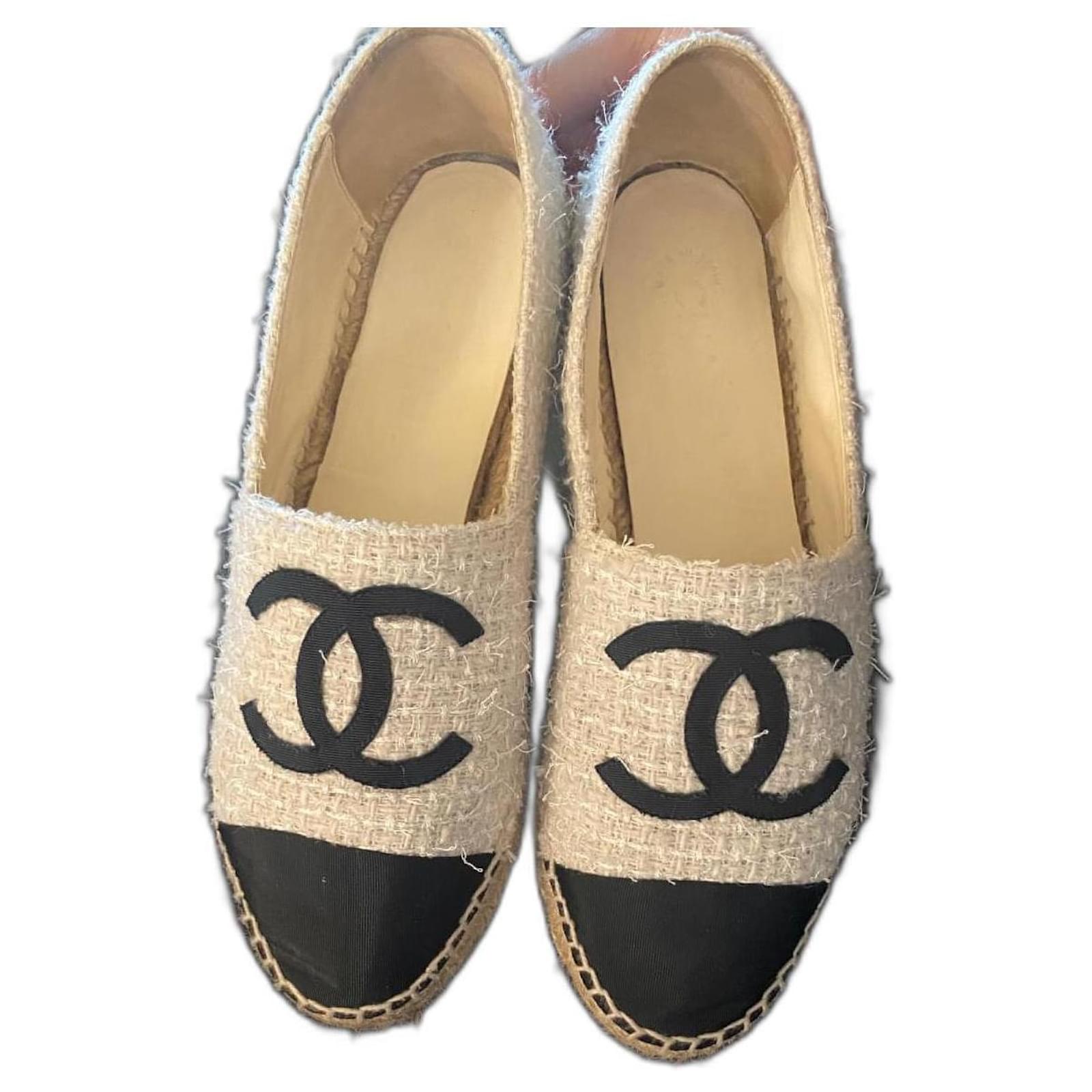 Chanel tweed espadrilles Black White Leather  ref.1018704